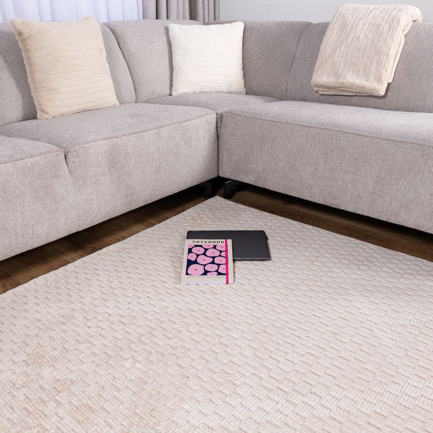 Crème Tapijt Wasbaar Laagpolig Vloerkleed met Anti Slip Omid Modula Wasbaar op 30° - Omid Carpets