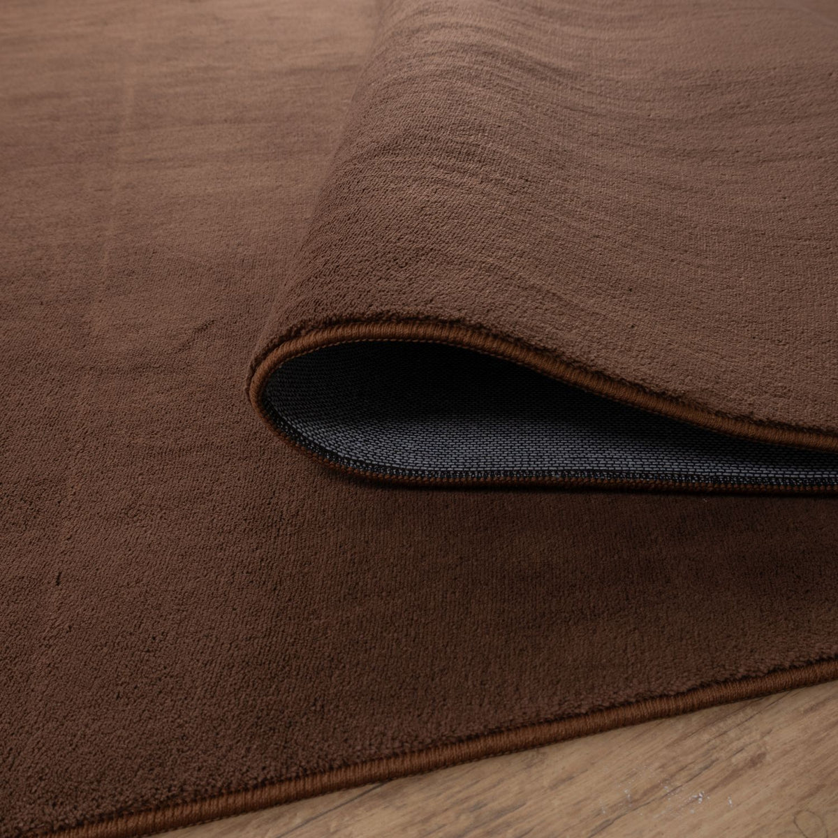 Tapis brun à poils courts Omid Brown Simplicity