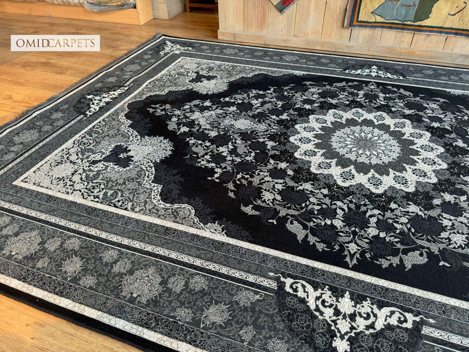 قالین 1200 شانه * Zwart Tapijt Laagpolig Klassiek Vloerkleed - Omid Premium Classic Hand Look - 3 Miljoen punten/m²