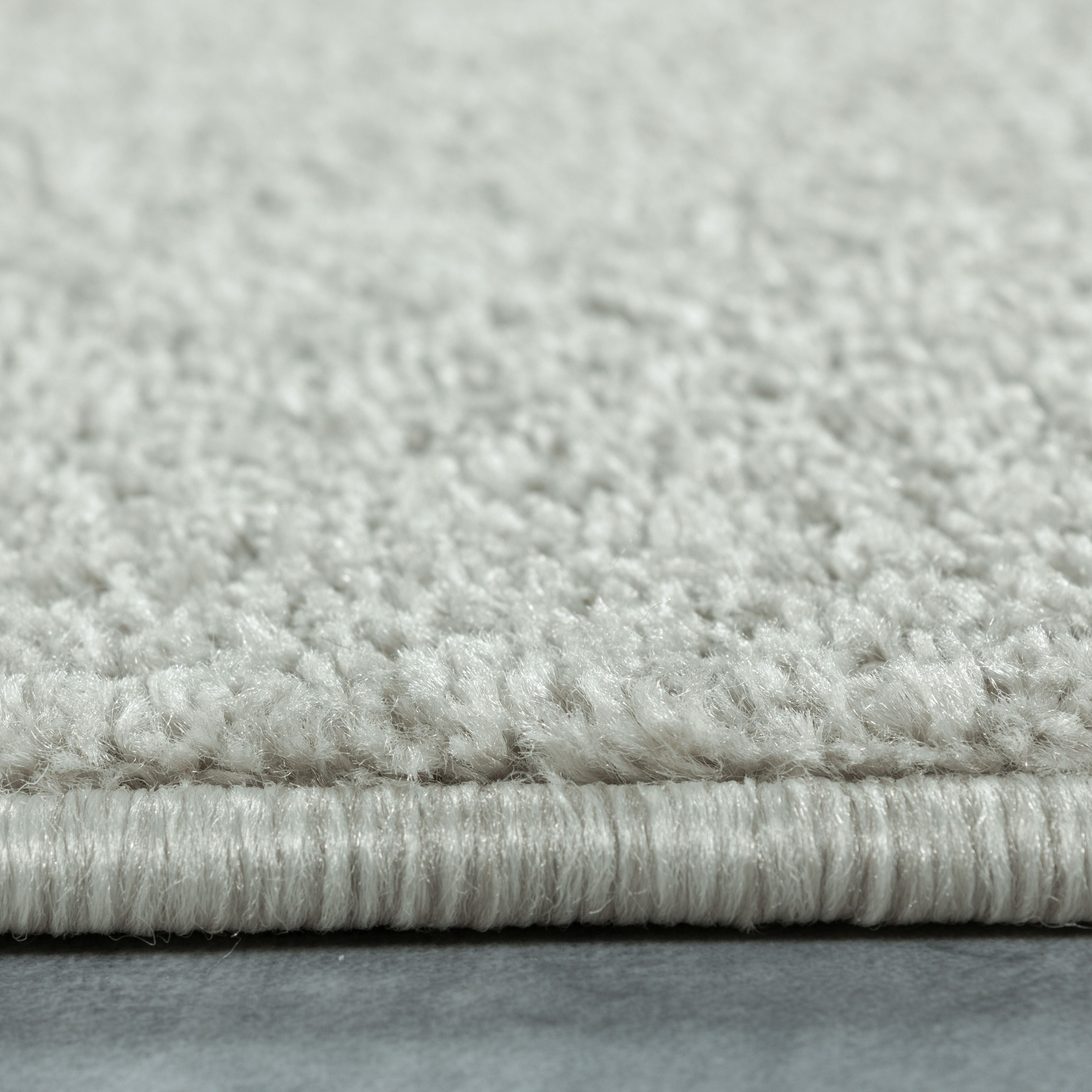 crème Laagpolig Vloerkleed Omid Velvet Touch Collection.