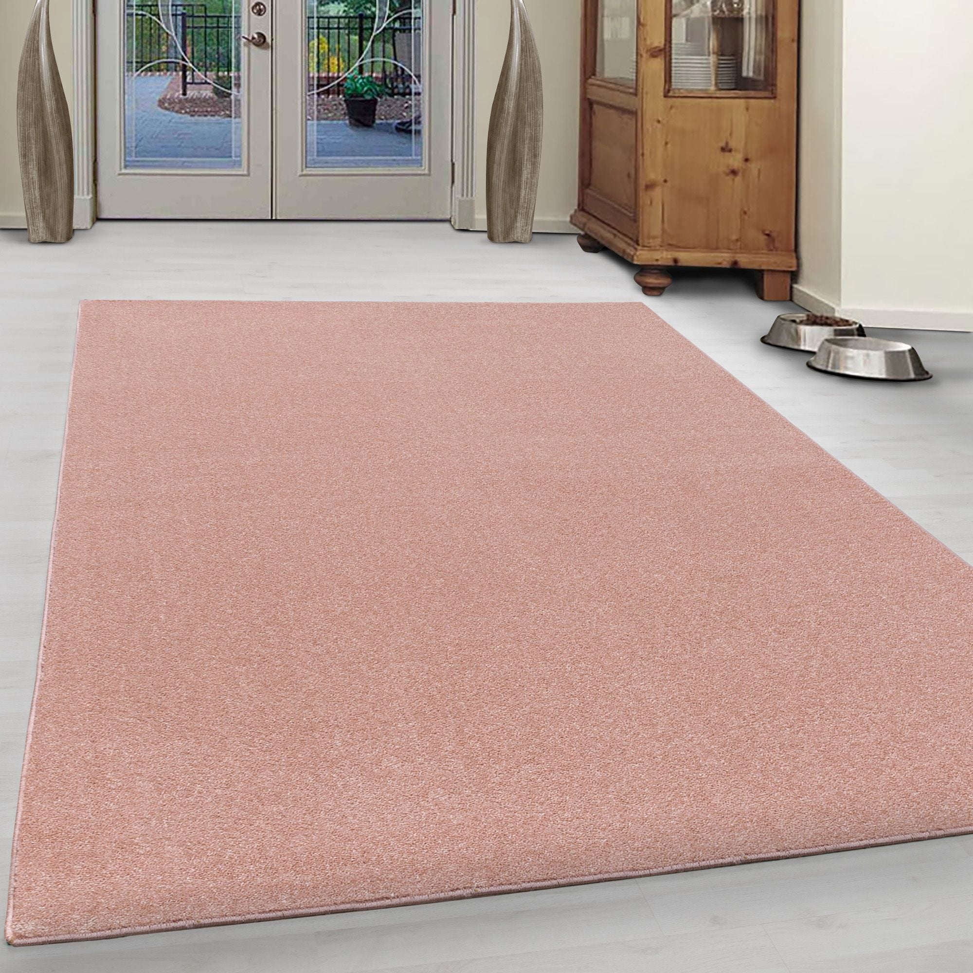 Roze Laagpolig Vloerkleed Omid Velvet Touch Collection.