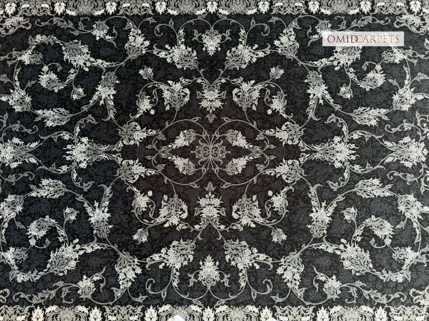 قالین 1200 شانه * Zwart Tapijt Laagpolig Klassiek Vloerkleed - Omid Premium Classic Hand Look - 3 Miljoen punten/m²