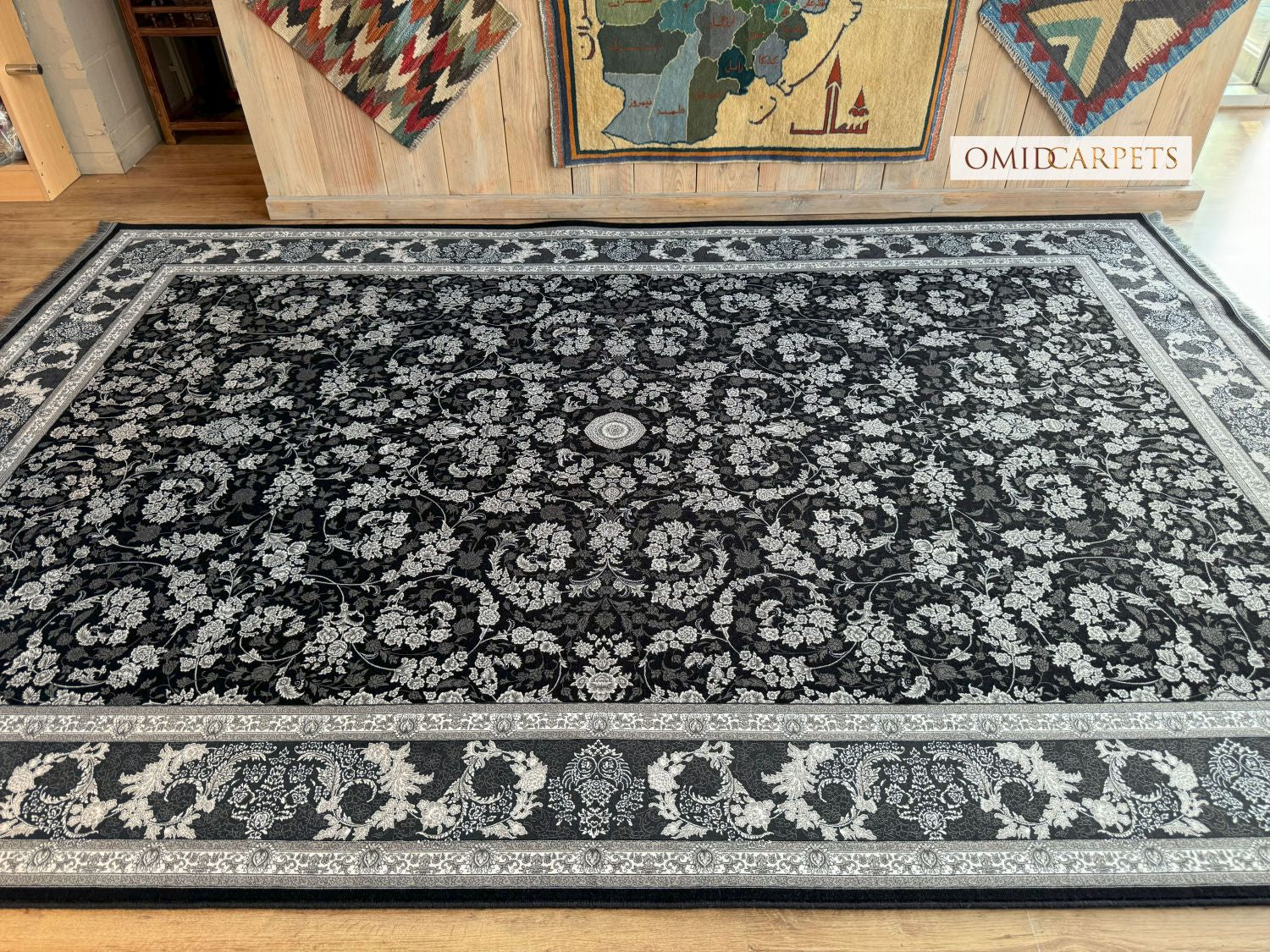 قالین 1200 شانه * Zwart Tapijt Laagpolig Klassiek Vloerkleed - Omid Premium Classic Hand Look - 3 Miljoen punten/m²