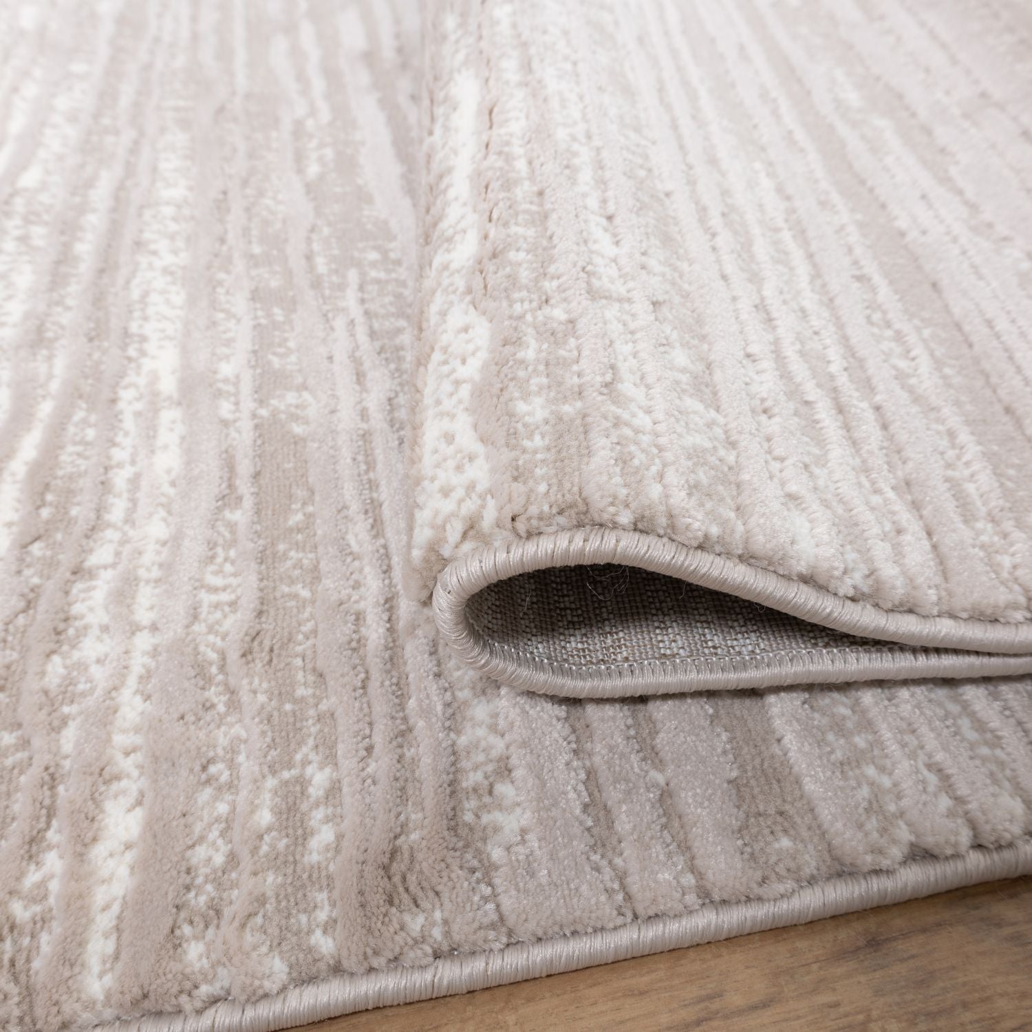 Beige Tapijt Zacht Hoogpolig Vloerkleed Omid Mono Lux