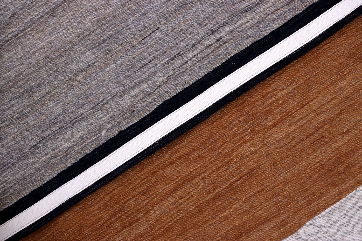 Oranje Tapijt Laagpolig Handgeweven Wollen Vloerkleed - Omid Afghan Modern Kelim 301x202