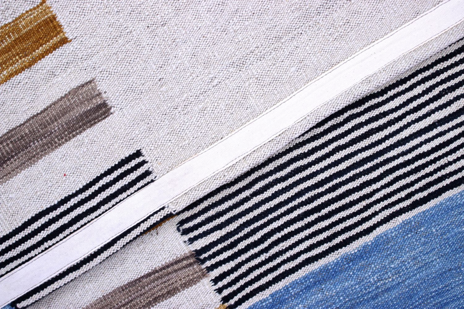 Blauw Tapijt Laagpolig Handgeweven Wollen Vloerkleed - Omid Afghan Modern Kelim 143x108