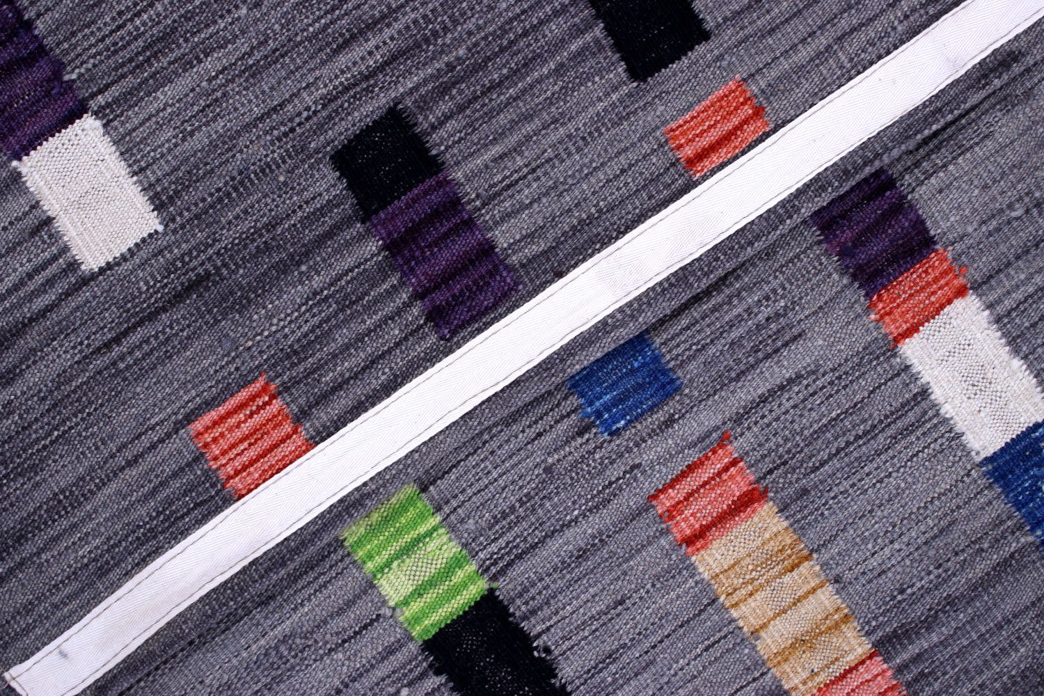 Grijs Tapijt Laagpolig Handgeweven Wollen Vloerkleed - Omid Afghan Modern Kelim 173x123