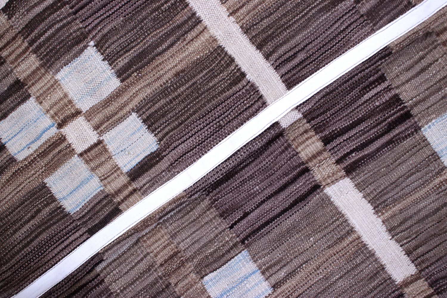 Bruin Tapijt Laagpolig Handgeweven Wollen Vloerkleed - Omid Afghan Modern Kelim 191x148