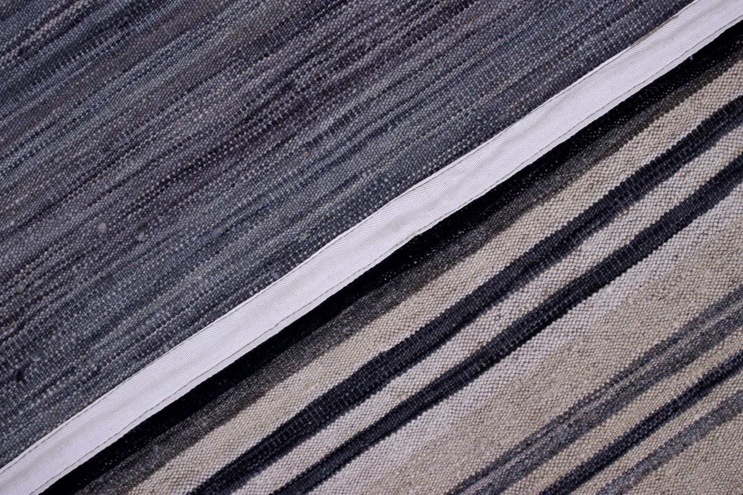 Grijs Tapijt Laagpolig Handgeweven Wollen Vloerkleed - Omid Afghan Modern Kelim 148x99