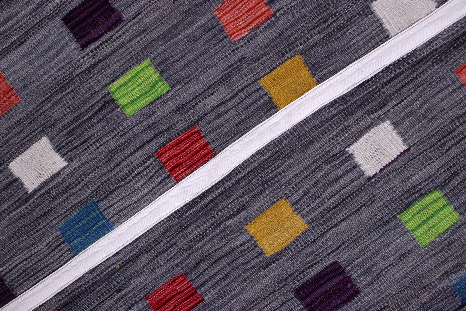 Grijs Tapijt Laagpolig Handgeweven Wollen Vloerkleed - Omid Afghan Modern Kelim 178x120