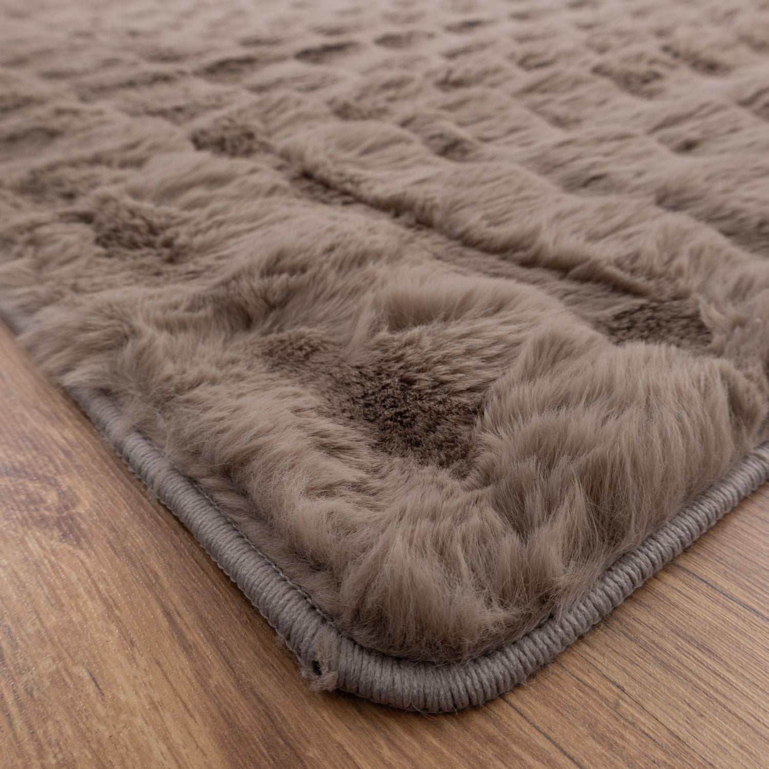 Taupe Tapijt Zacht Hoogpolig Vloerkleed Omid Bubble
