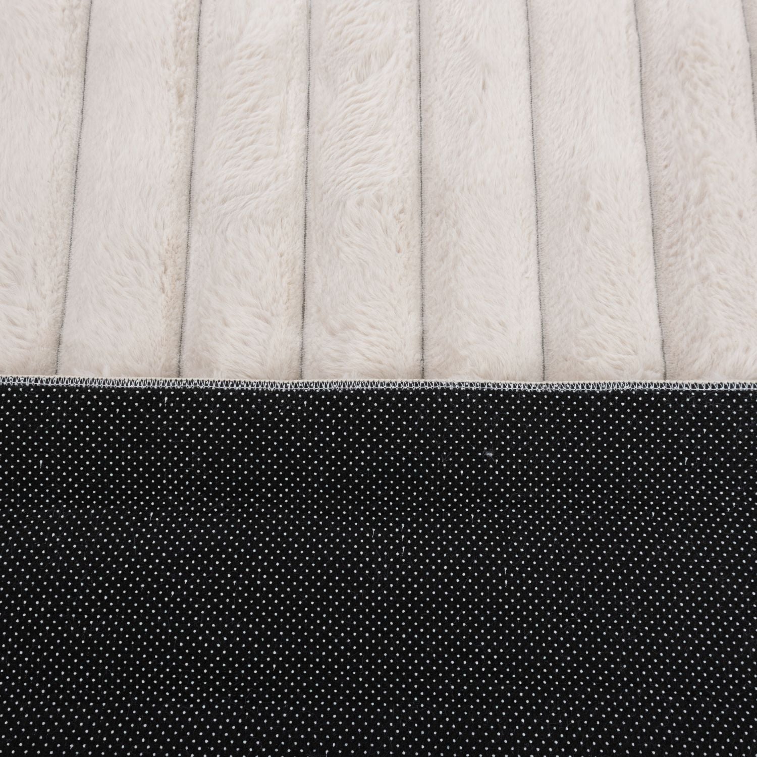 Crème Tapijt Zacht Hoogpolig Vloerkleed Omid Stripe