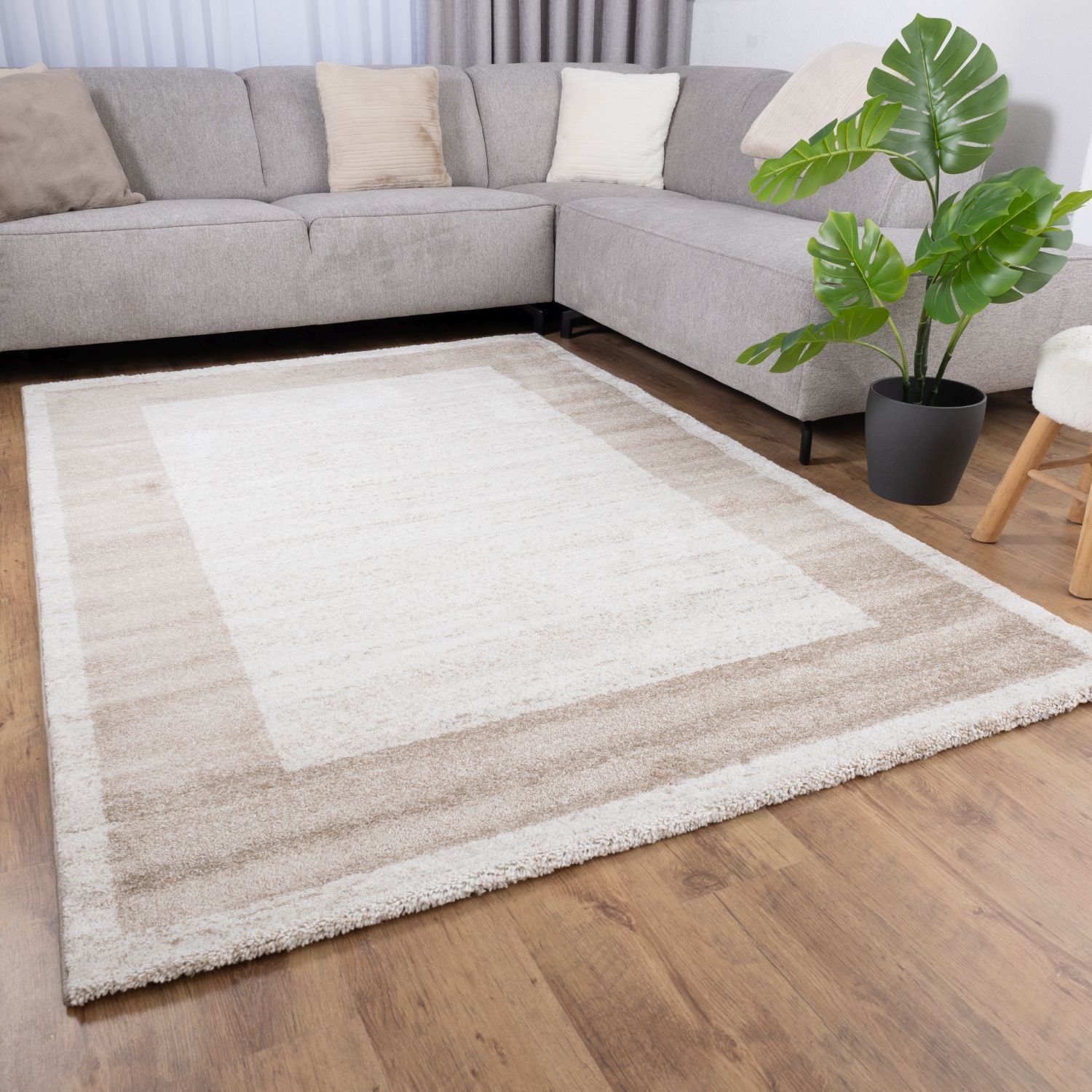 Crème Tapijt Laagpolig Vloerkleed Omid Premium Marble