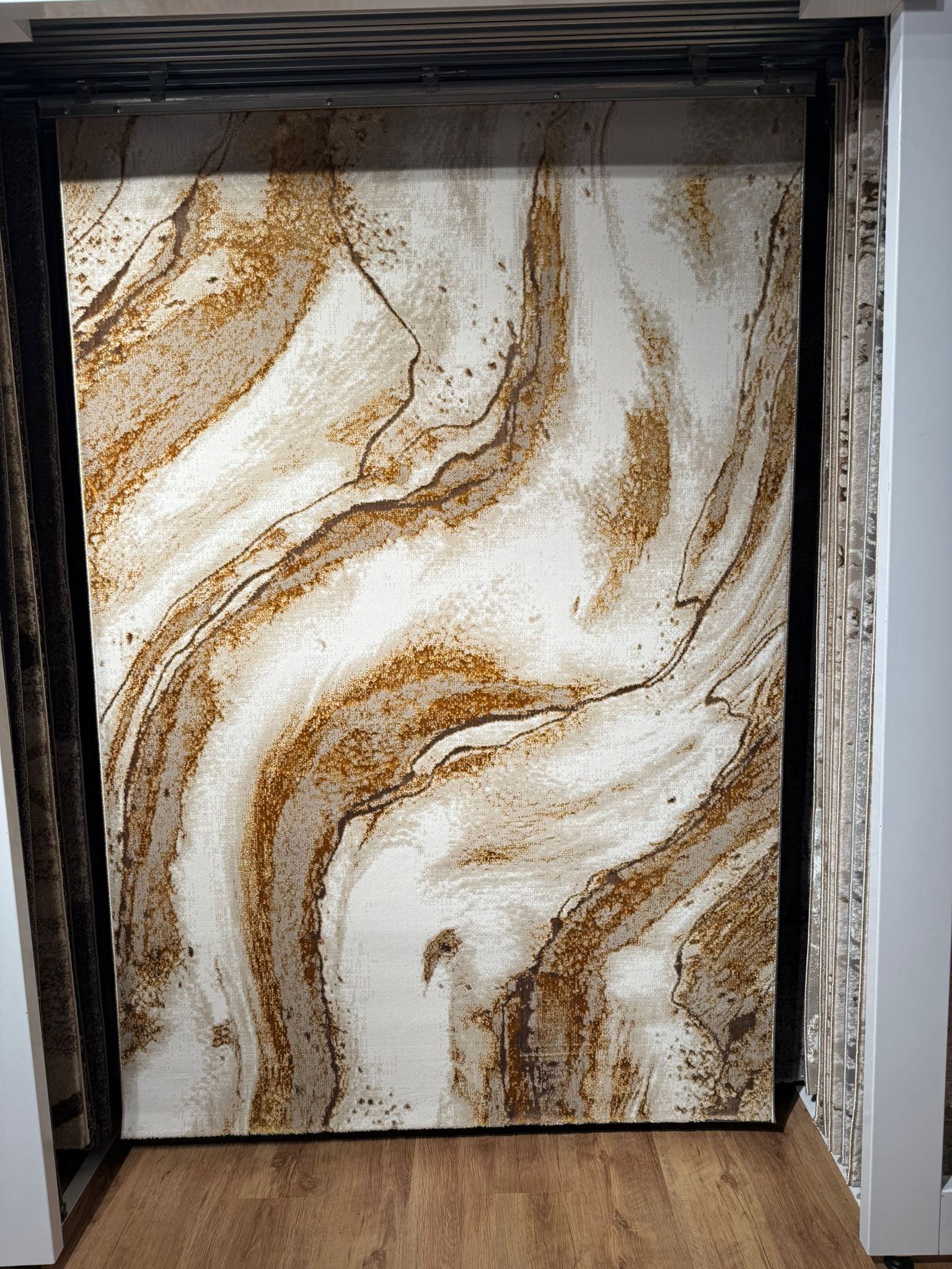 Beige met Goud Tapijt Montana