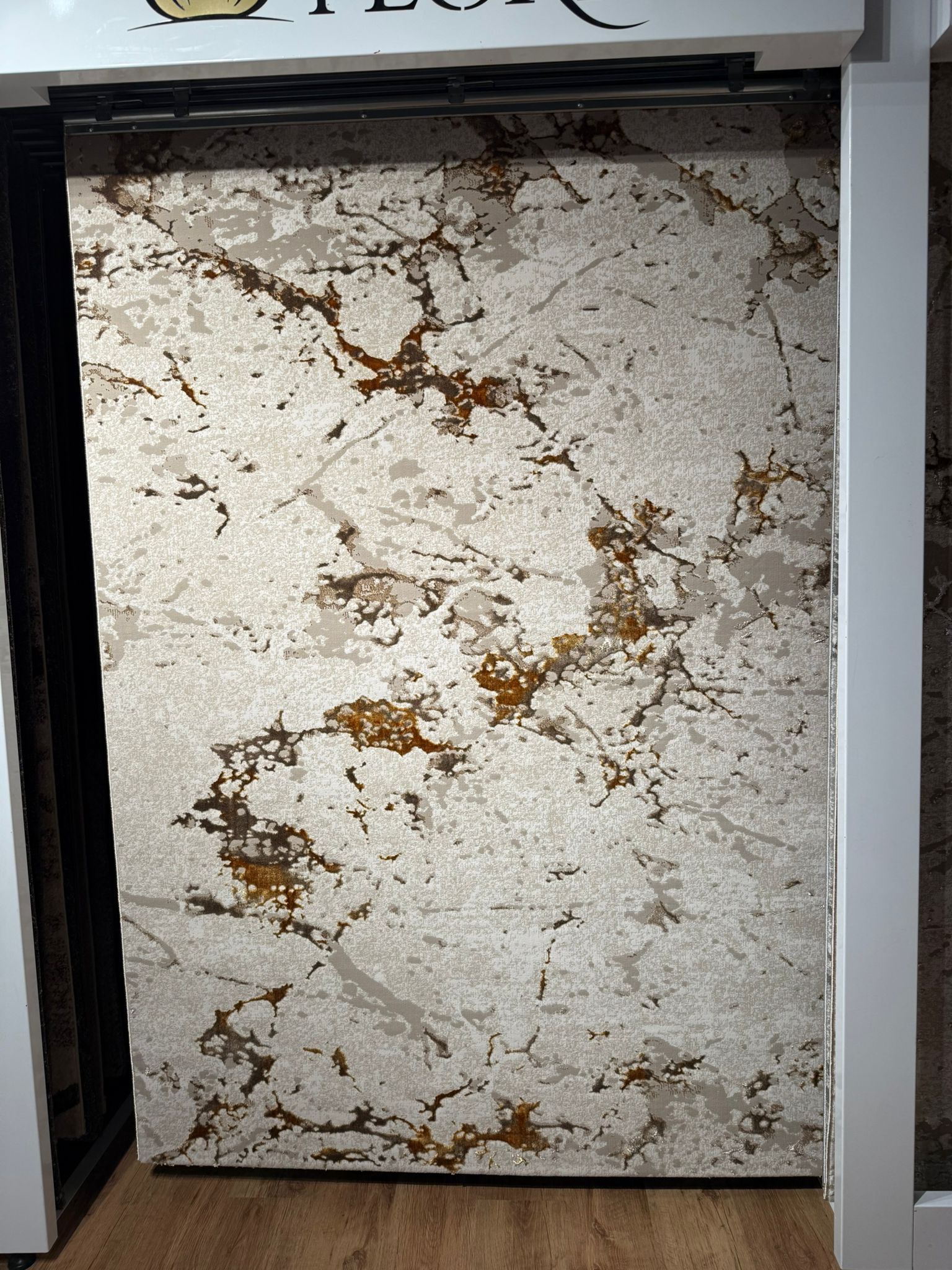 Beige Tapijt met goud Shiraz