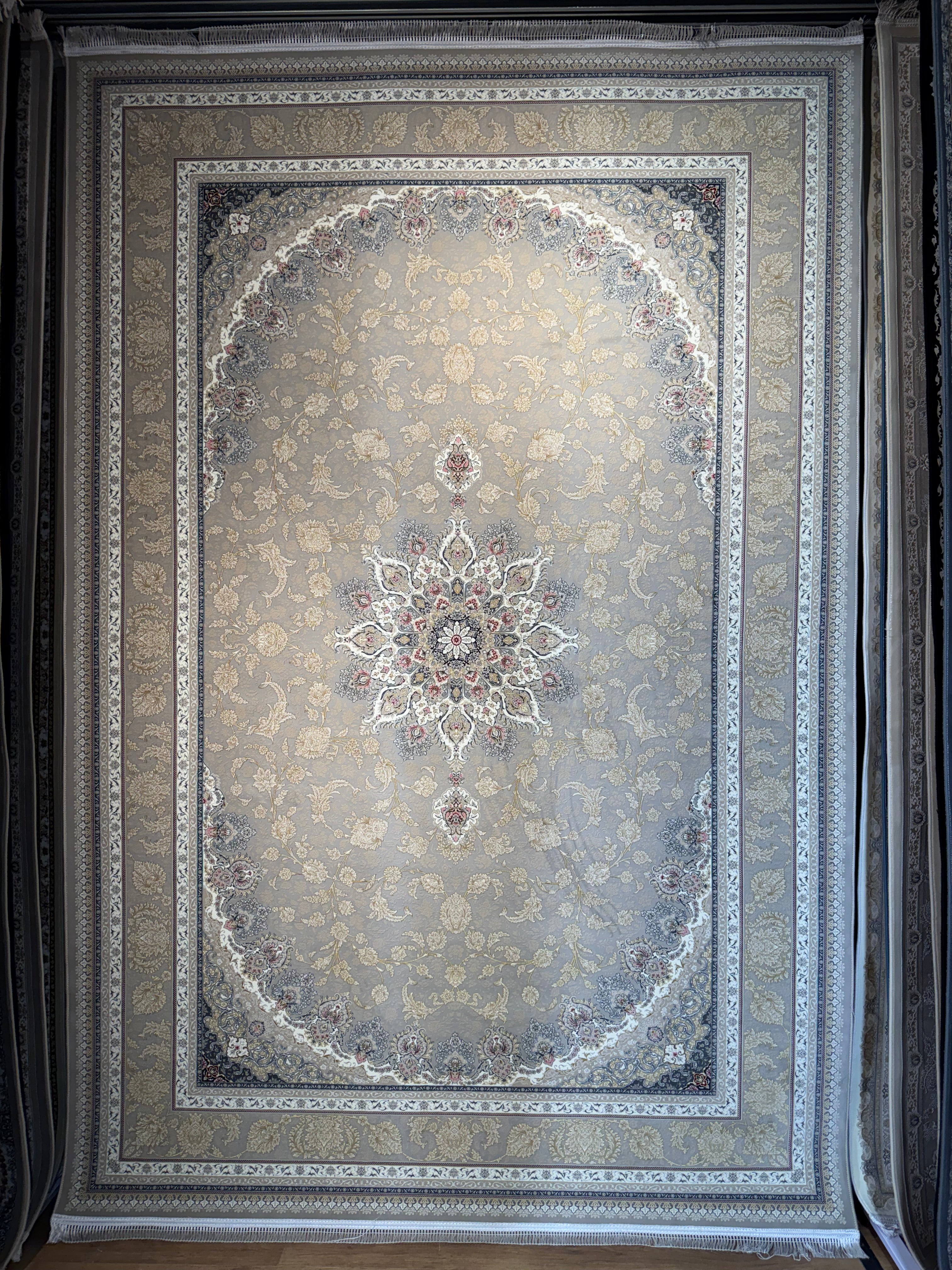 قالین 1500 شانه * Beige Tapijt Laagpolig Klassiek Vloerkleed - Omid Premium Classic Hand Look - 4,5 Miljoen punten/m² - Omid Carpets