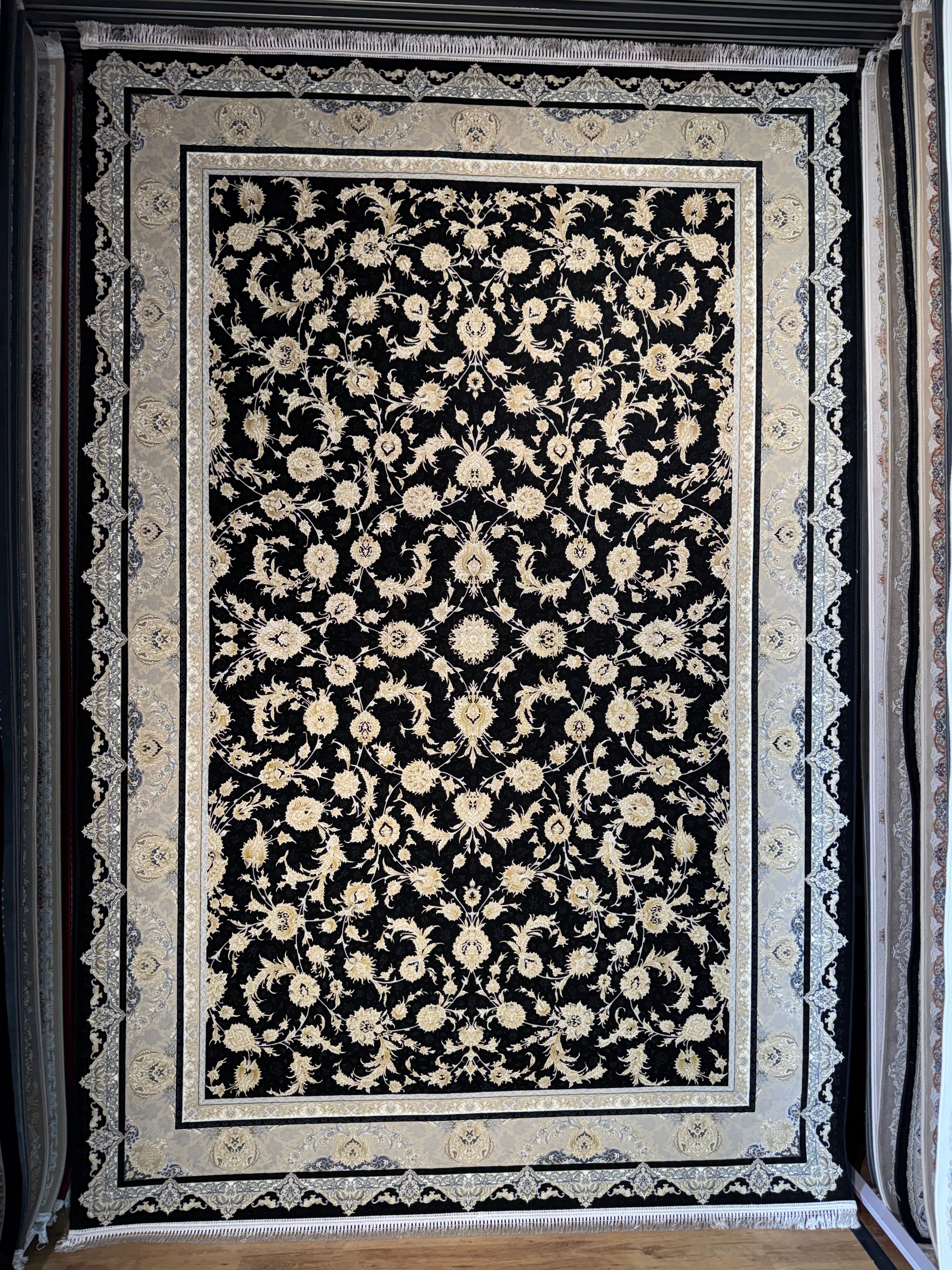 قالین 1500 شانه * Zwart Tapijt Laagpolig Klassiek Vloerkleed - Omid Premium Classic Hand Look - 4,5 Miljoen punten/m² - Omid Carpets