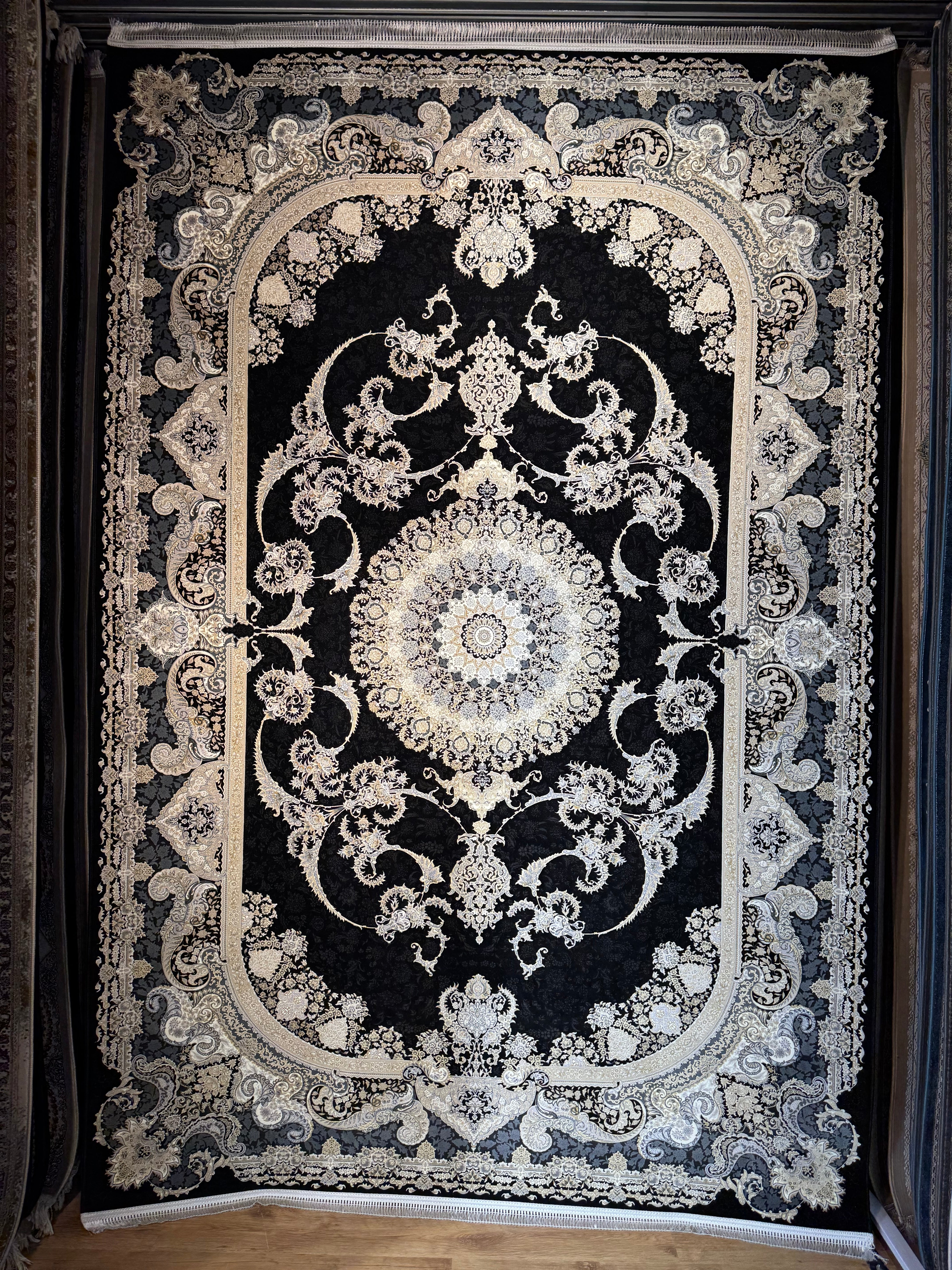 قالین 1500 شانه * Zwart Tapijt Laagpolig Klassiek Vloerkleed - Omid Premium Classic Hand Look - 4,5 Miljoen punten/m² - Omid Carpets