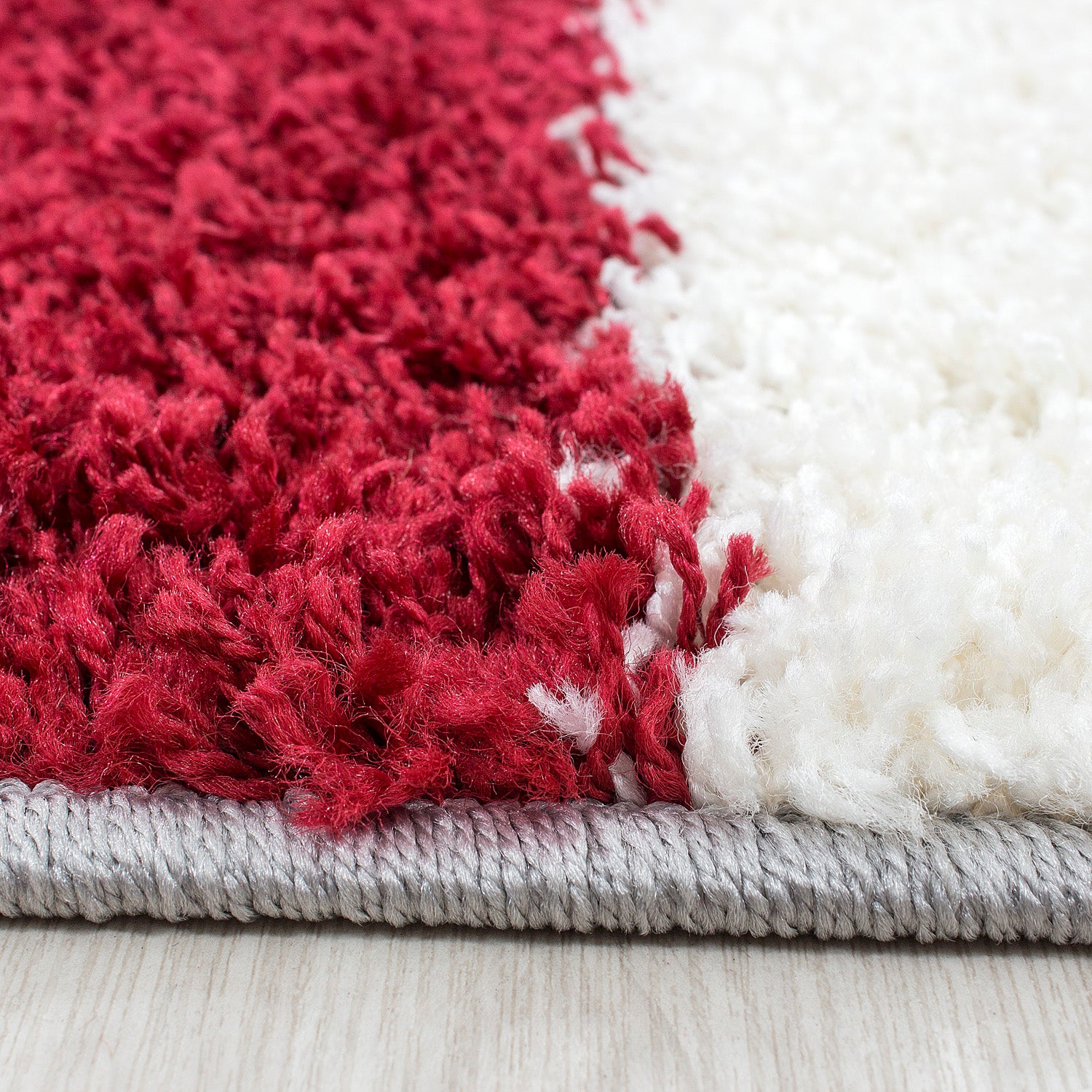 Rood Tapijt Hoogpolig Vloerkleed - Omid Essential Blokjes - Omid Carpets