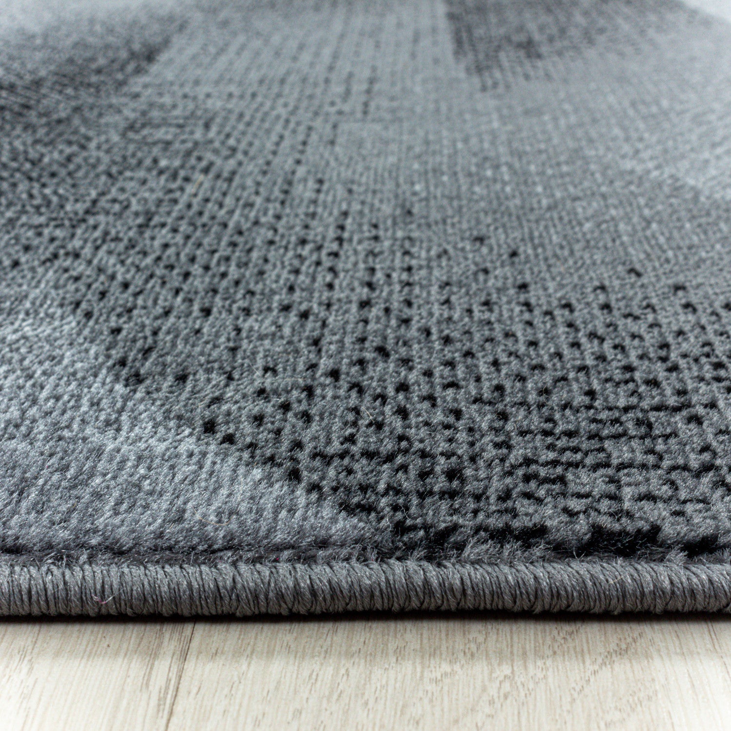 Zwart Tapijt Laagpolig Vloerkleed Omid Modern Comfort