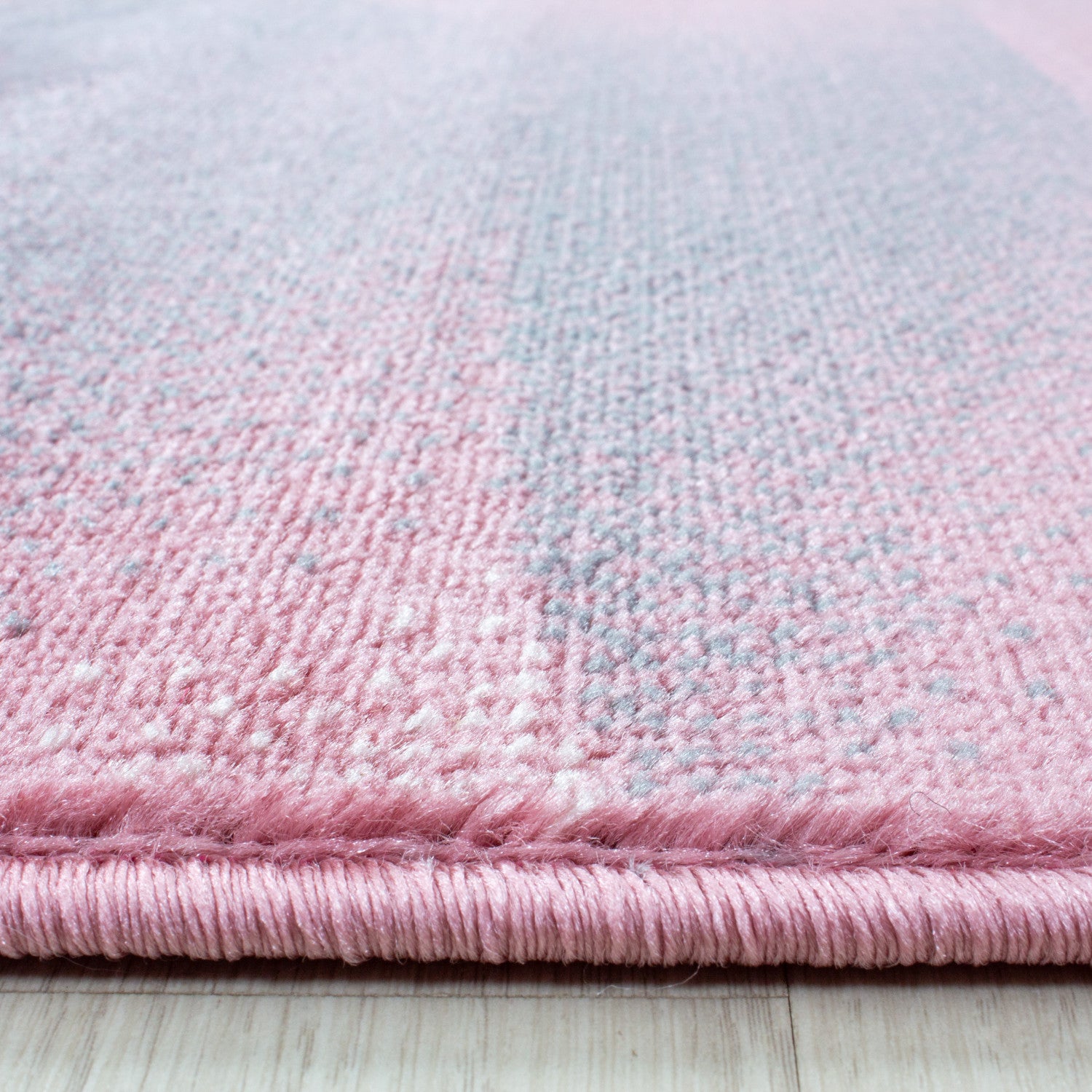Roze Tapijt Laagpolig Vloerkleed Omid Modern Comfort