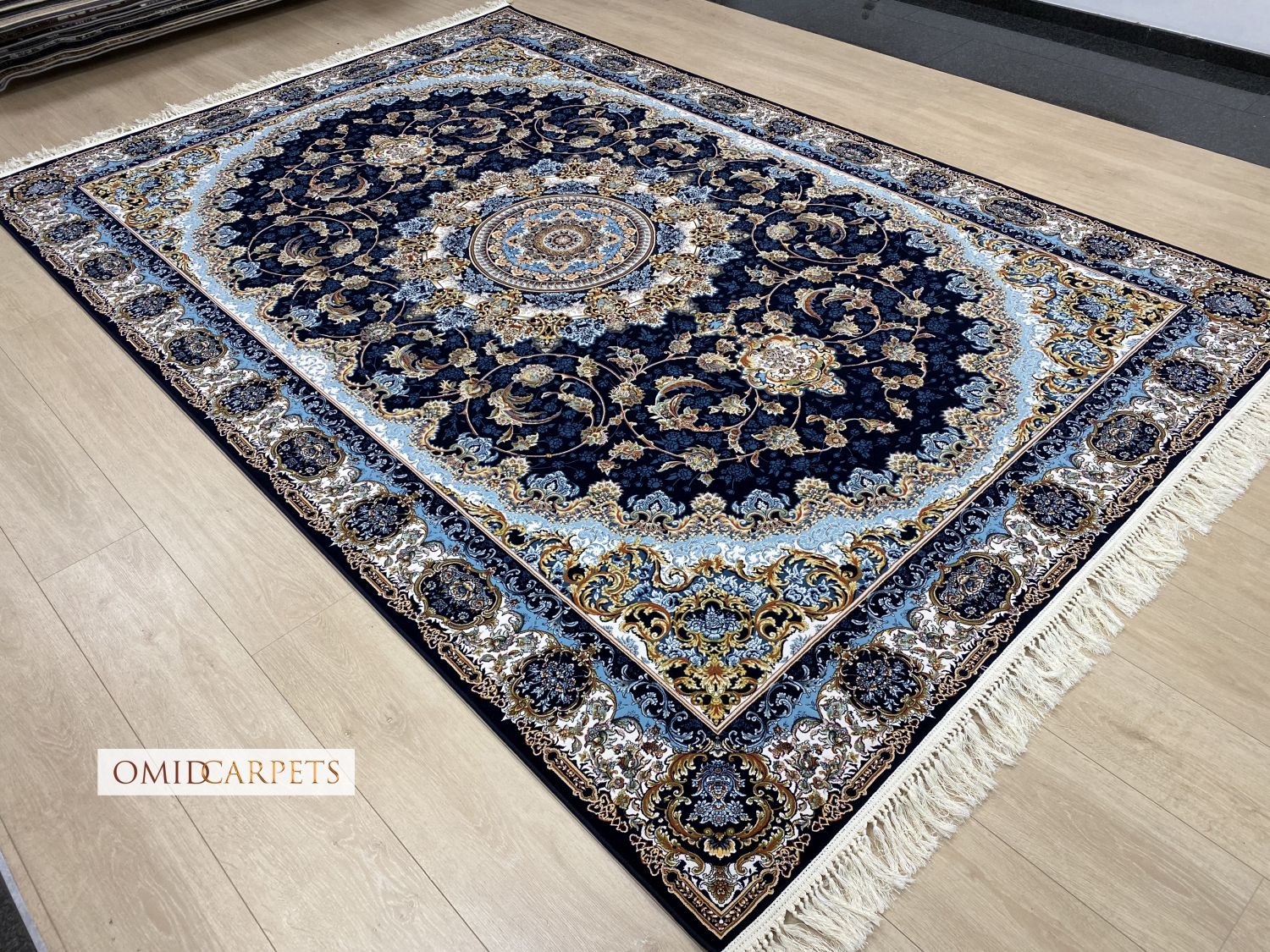 Blauw Tapijt Laagpolig Klassiek Vloerkleed - Omid Premium Classic Hand Look - 3 Miljoen punten/m²