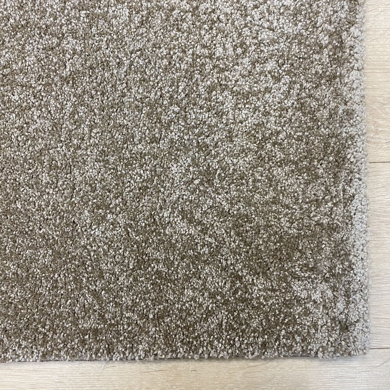 Taupe Tapijt Laagpolig Vloerkleed Omid Amazing Touch