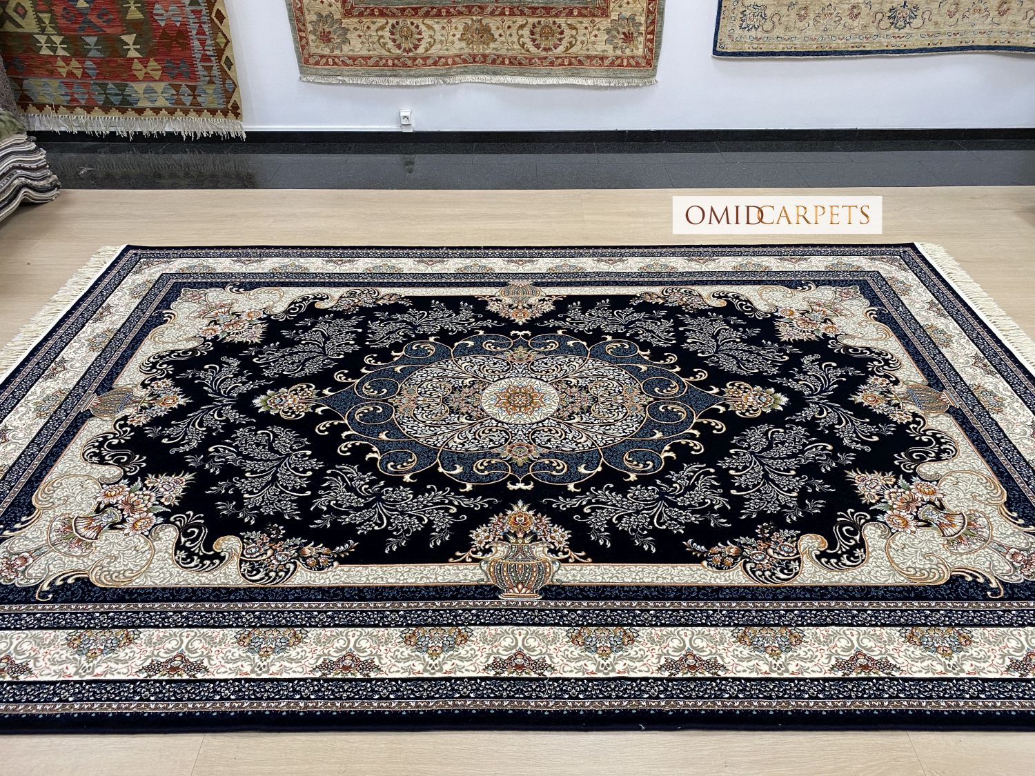 Blauw Tapijt Laagpolig Klassiek Vloerkleed - Omid Premium Classic - 1,5 Miljoen punten/m²