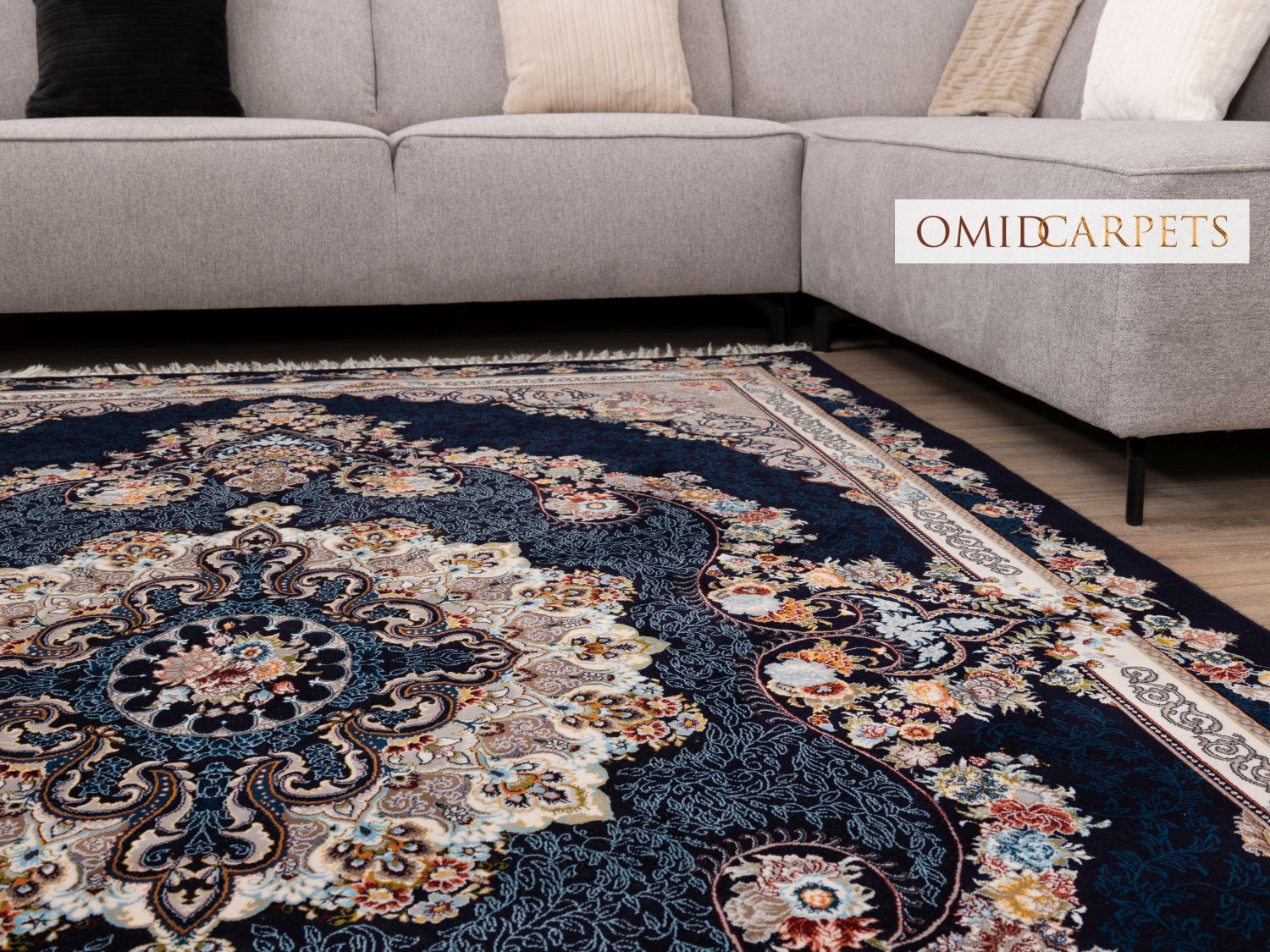 Donkerblauw Tapijt Laagpolig Klassiek Vloerkleed - Omid Premium Classic - 1,5 Miljoen punten/m²