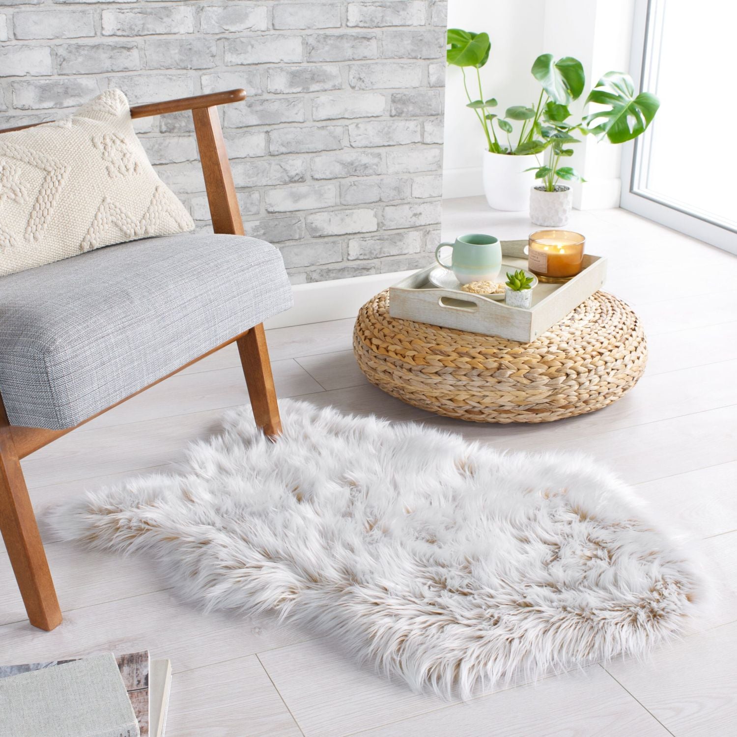 Beige Tapijt Hoogpolig Vloerkleed Omid Fur Dierenvorm