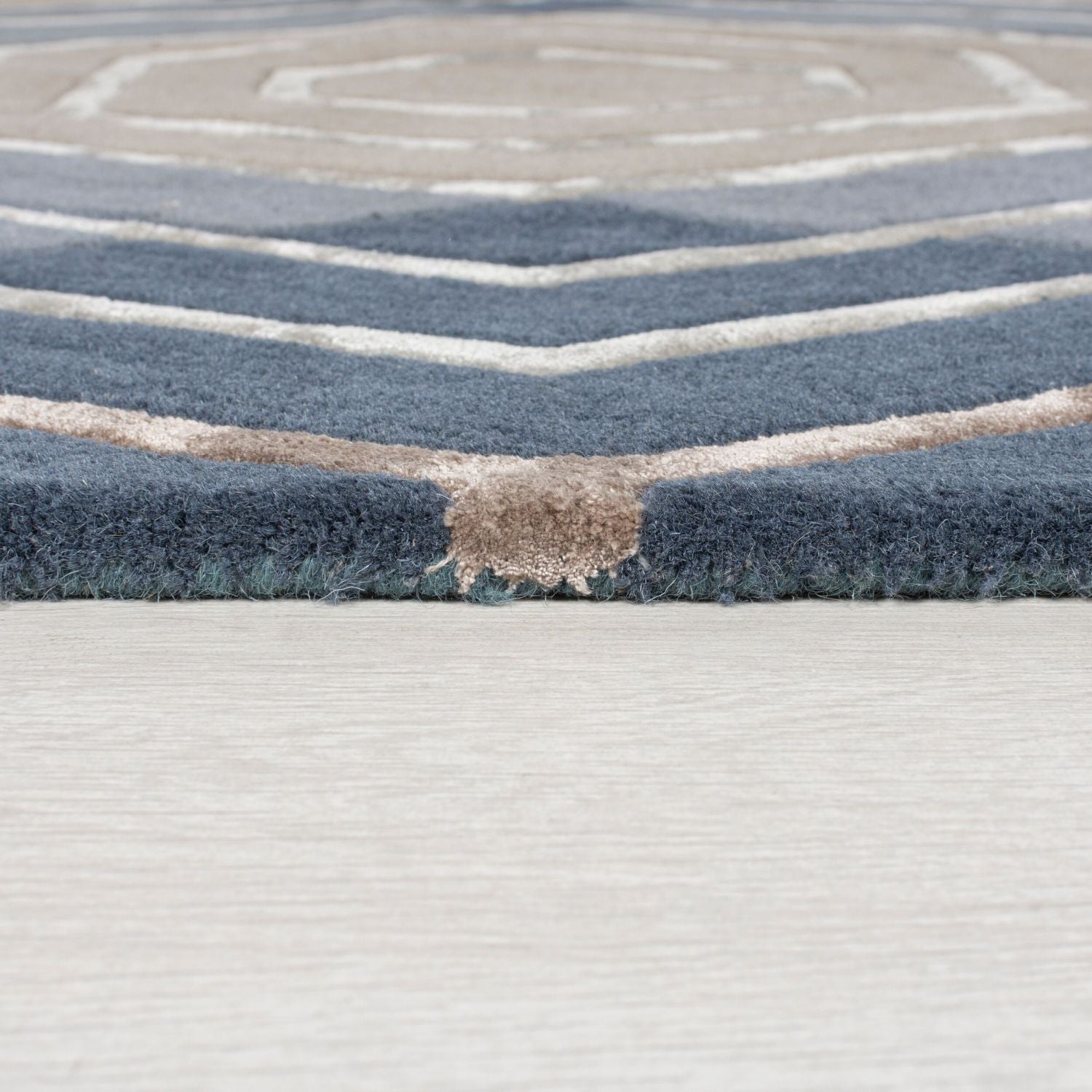 Blauw Tapijt Laagpolig Wollen Vloerkleed Omid Sober Elegance