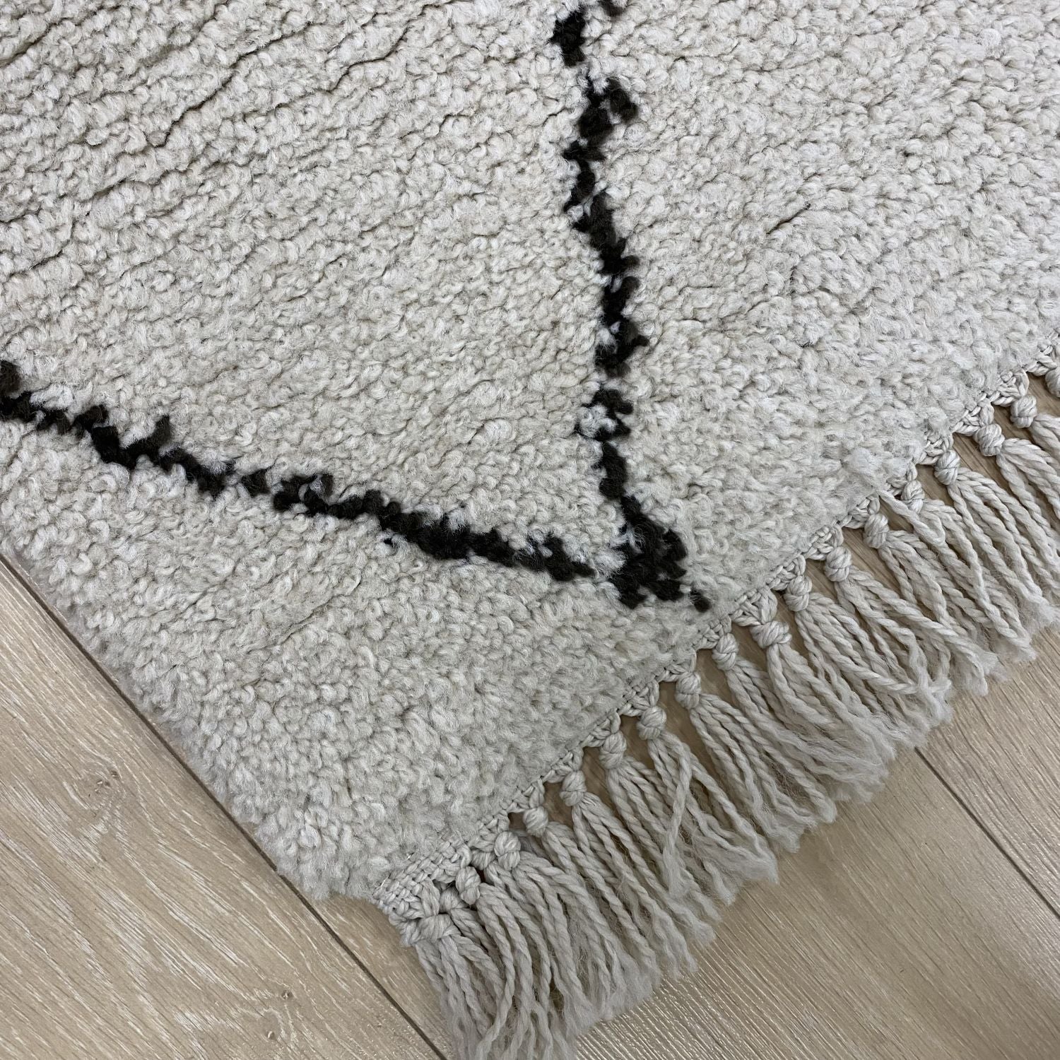 Beige Tapijt Dik Hoogpolig Vloerkleed Omid Berber