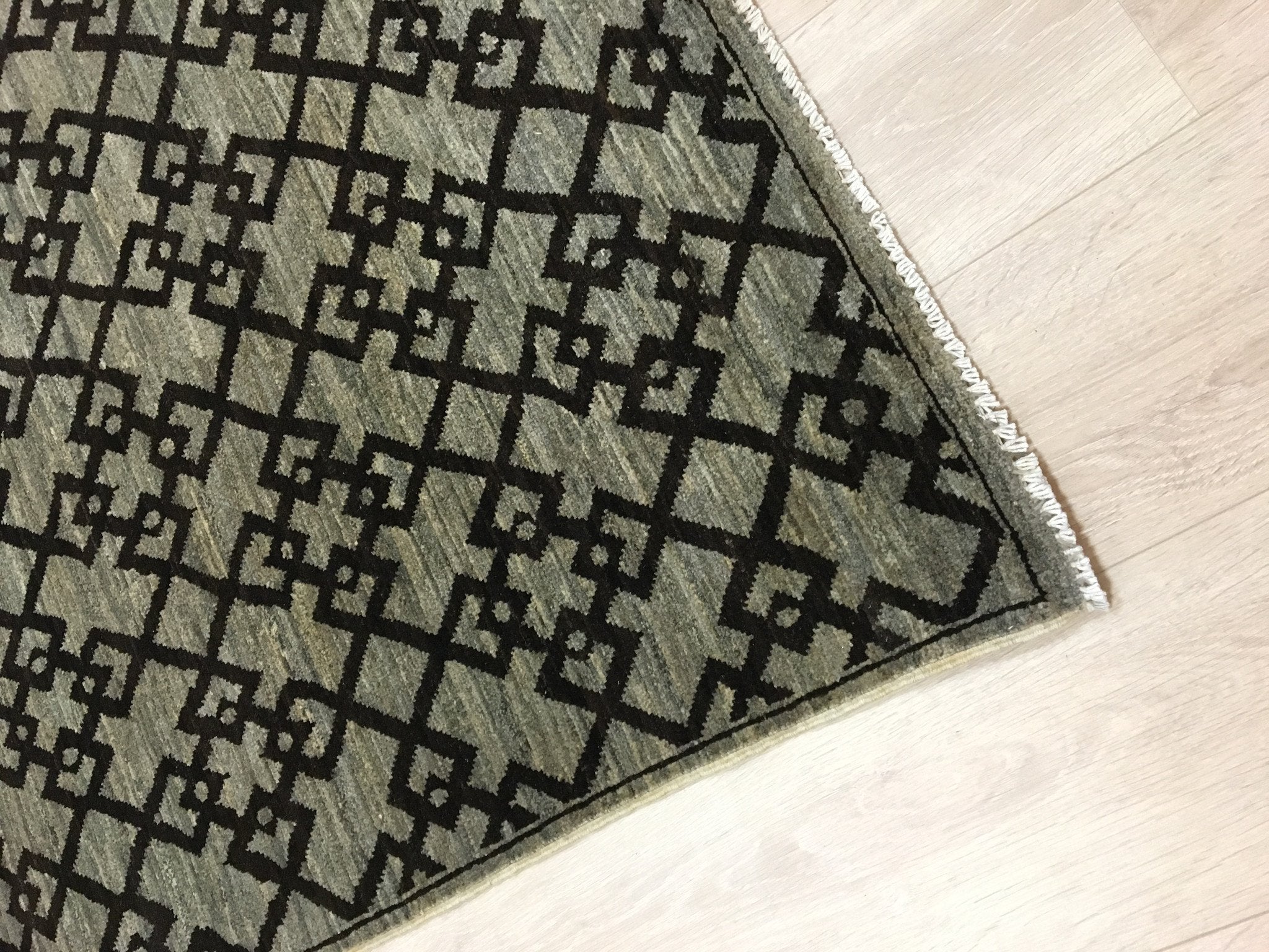Chobi 199x147 - Omid Carpets
