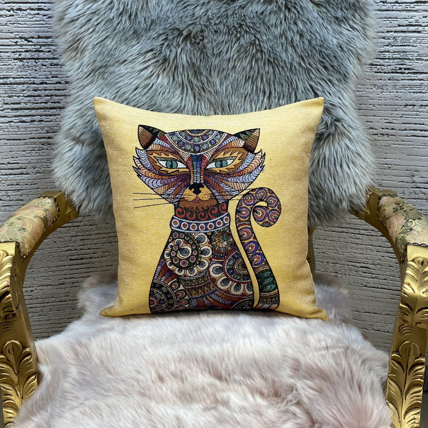 Cat Pillow 45x45cm - Pillow Cover - Cat Lover Gift - Cat Owner Gift - Cat Lover Gift Women - Cat Gifts for Cat Lovers - Fun Pillow