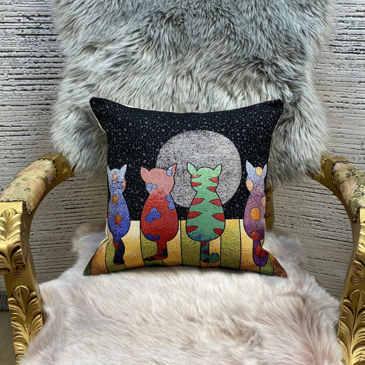 Cat Pillow 45x45cm - Pillow Cover - Cat Lover Gift - Cat Owner Gift - Cat Lover Gift Women - Cat Gifts for Cat Lovers - Fun Pillow