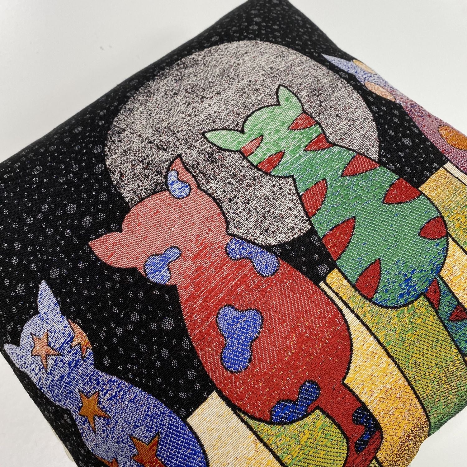 Cat Pillow 45x45cm - Pillow Cover - Cat Lover Gift - Cat Owner Gift - Cat Lover Gift Women - Cat Gifts for Cat Lovers - Fun Pillow