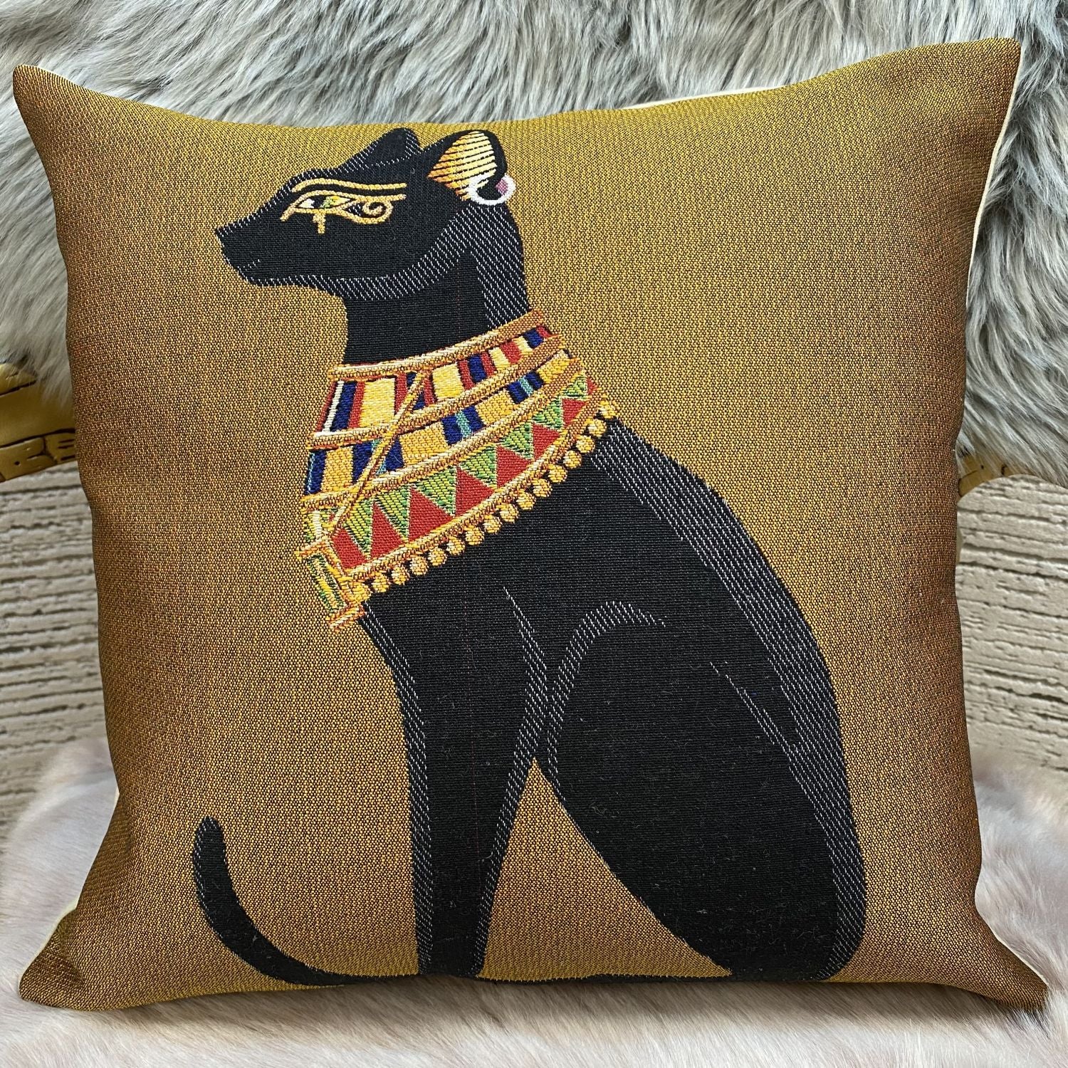 Cat Pillow 45x45cm - Pillow Cover - Cat Lover Gift - Cat Owner Gift - Cat Lover Gift Women - Cat Gifts for Cat Lovers - Fun Pillow