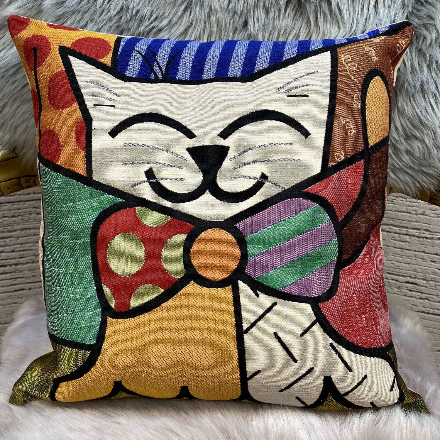 Cat Pillow 45x45cm - Pillow Cover - Cat Lover Gift - Cat Owner Gift - Cat Lover Gift Women - Cat Gifts for Cat Lovers - Fun Pillow