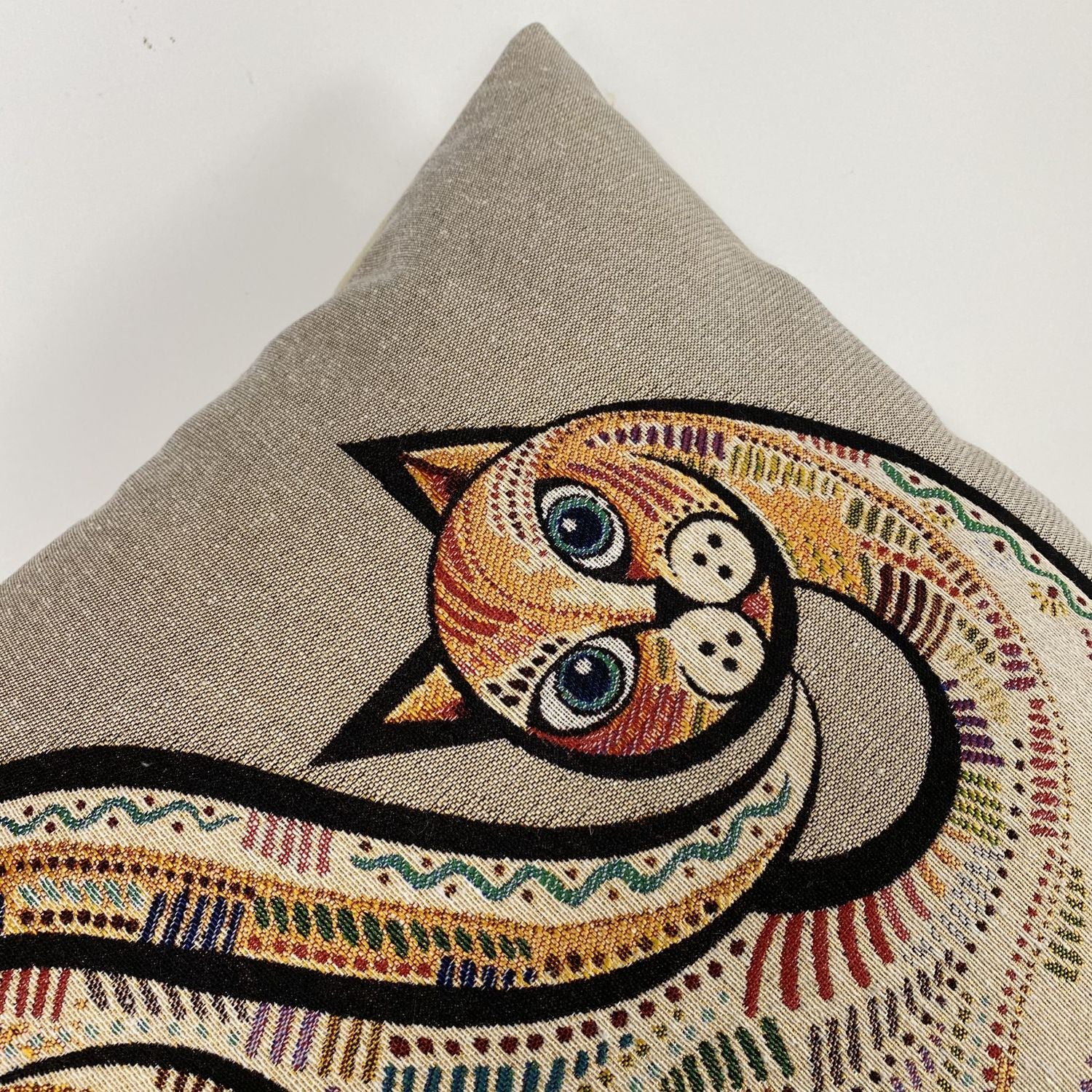 Cat Pillow 45x45cm - Pillow Cover - Cat Lover Gift - Cat Owner Gift - Cat Lover Gift Women - Cat Gifts for Cat Lovers - Fun Pillow