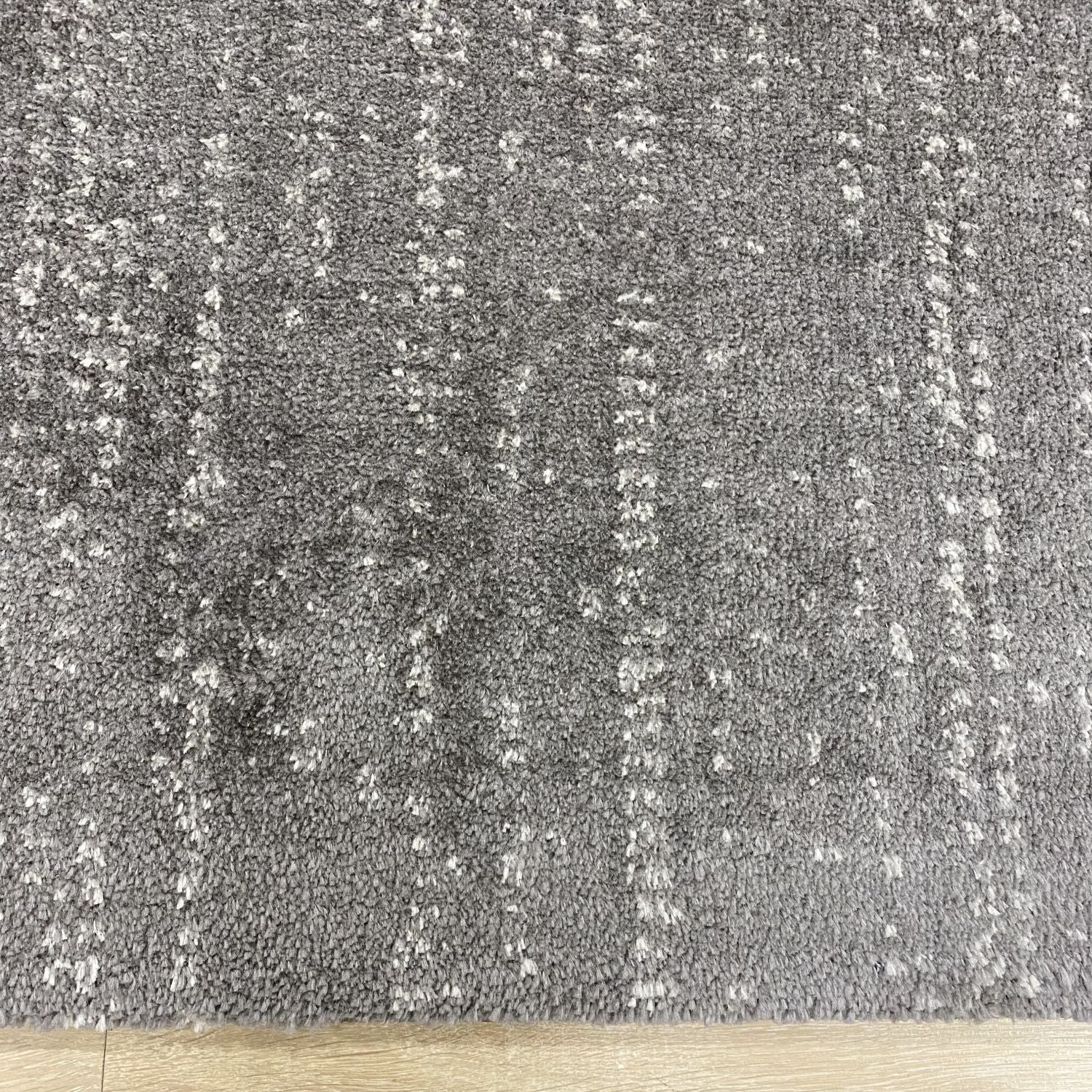 Grijs Tapijt Dik Laagpolig Vloerkleed Omid Belgian Silky Soft