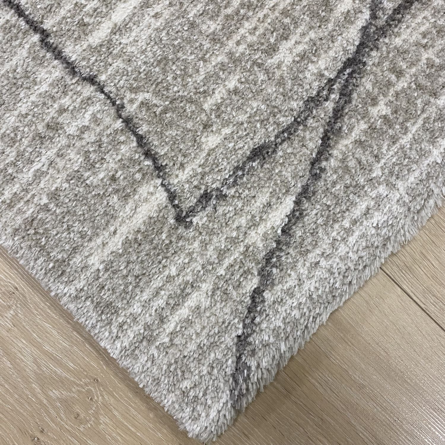 Beige/Crème Tapijt Dik Laagpolig Vloerkleed Omid Belgian Silky Soft