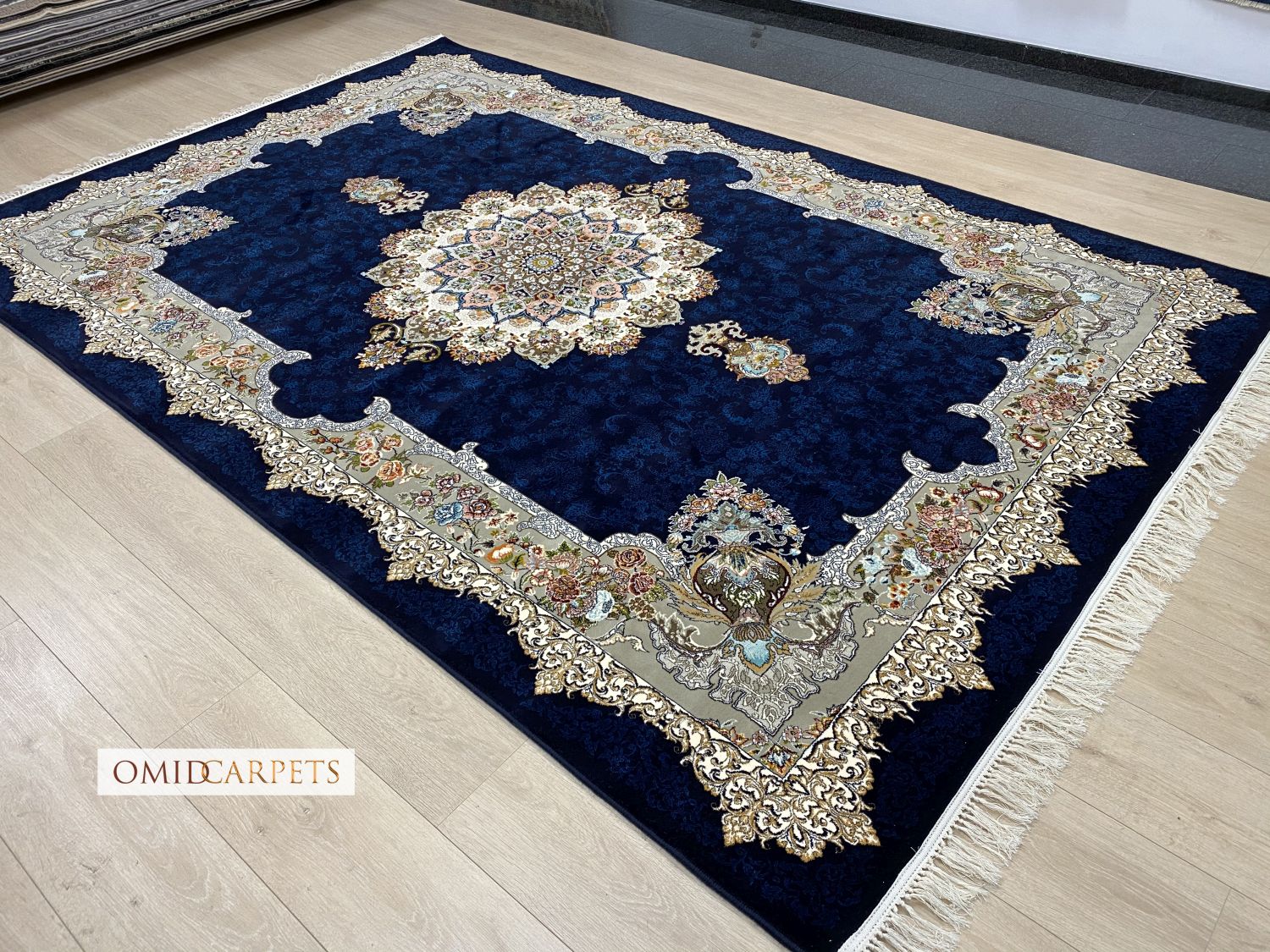 Blauw Tapijt Laagpolig Klassiek Vloerkleed - Omid Premium Classic - 1,5 Miljoen punten/m²