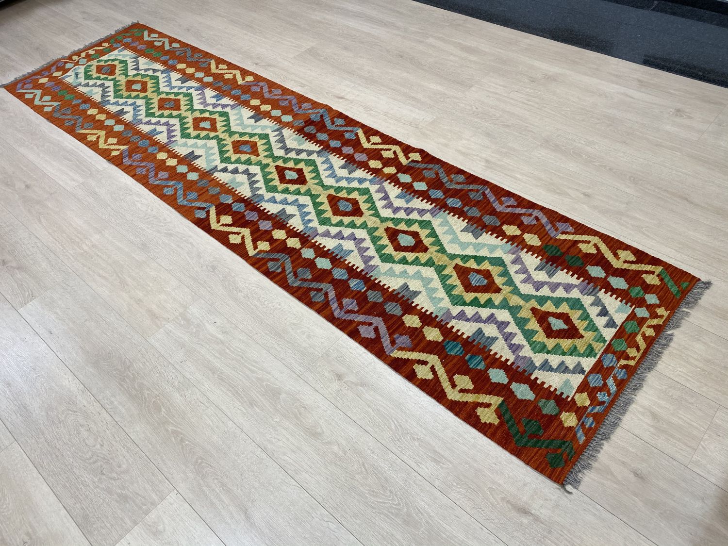 Kleurrijk Tapijt Laagpolig Handgeweven Wollen Vloerkleed - Omid Afghan Kelim Loper 300x80cm