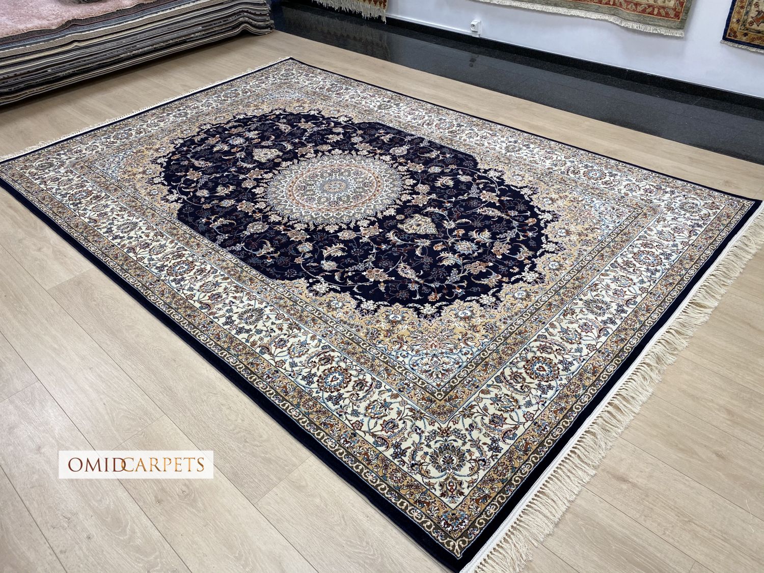 Blauw Tapijt Laagpolig Klassiek Vloerkleed - Omid Premium Classic - 1,5 Miljoen punten/m²