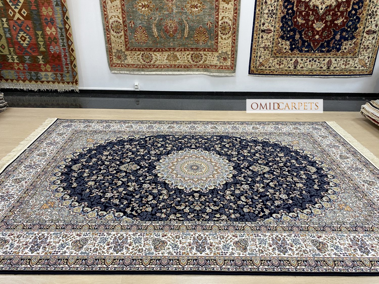 قالین 1200 شانه * Blauw Tapijt Laagpolig Klassiek Vloerkleed - Omid Premium Classic Hand Look - 3 Miljoen punten/m²