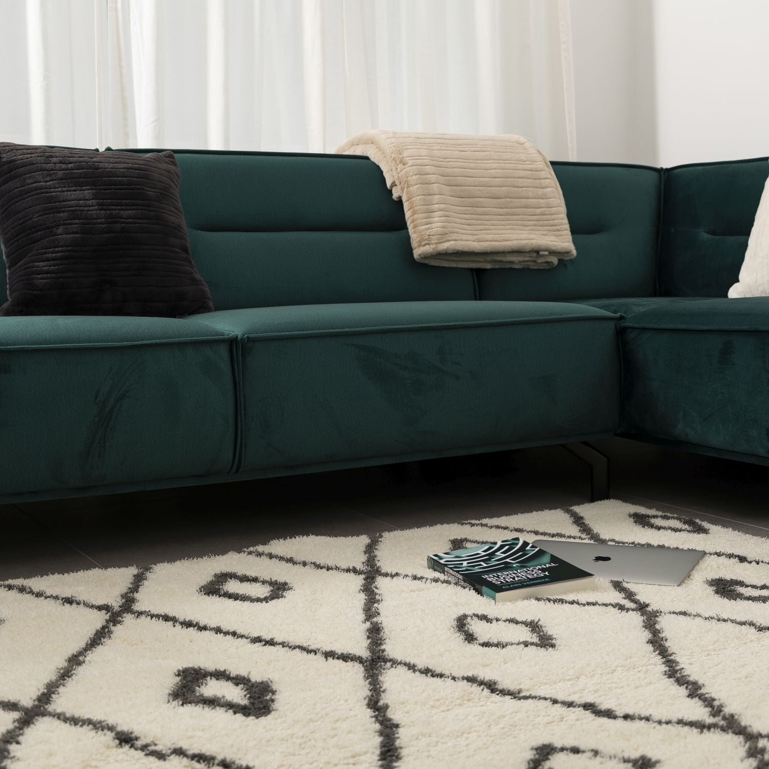 Crème Hoogpolig Vloerkleed Omid Belgian Soft Scandinavisch Wasbaar Tapijt