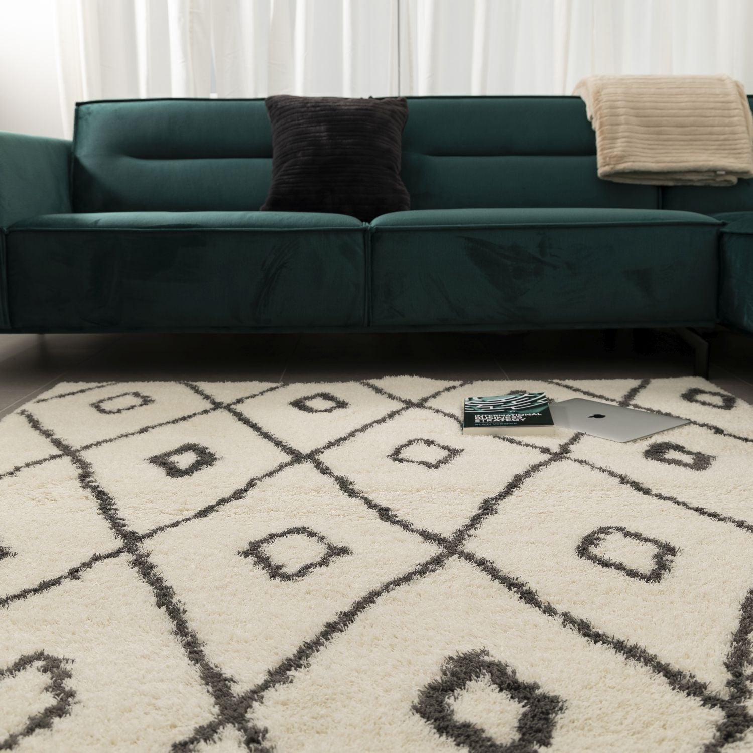 Crème Hoogpolig Vloerkleed Omid Belgian Soft Scandinavisch Wasbaar Tapijt