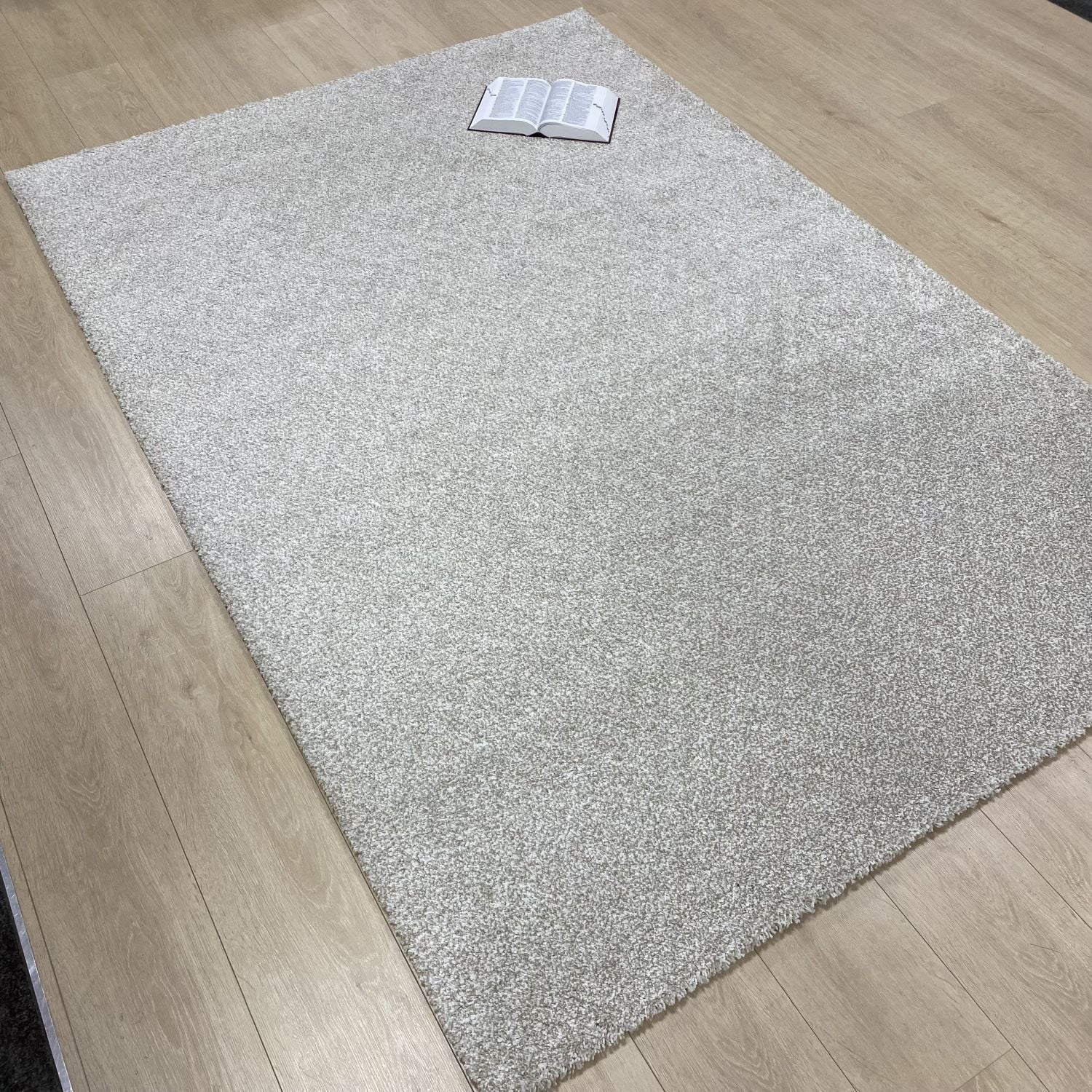 Crème/Beige Tapijt Dik Laagpolig Vloerkleed Omid Belgian Luxury