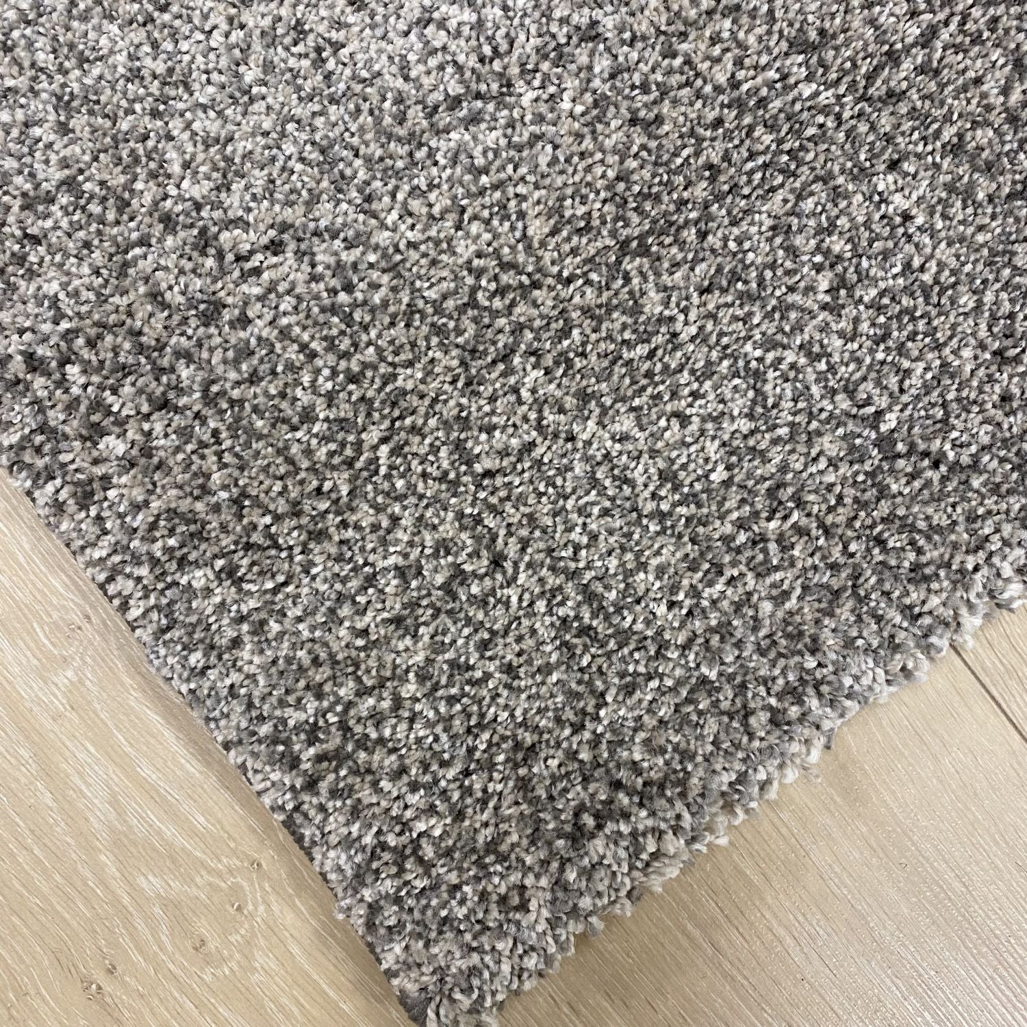 Grijs/Taupe Tapijt Dik Laagpolig Vloerkleed Omid Belgian Luxury