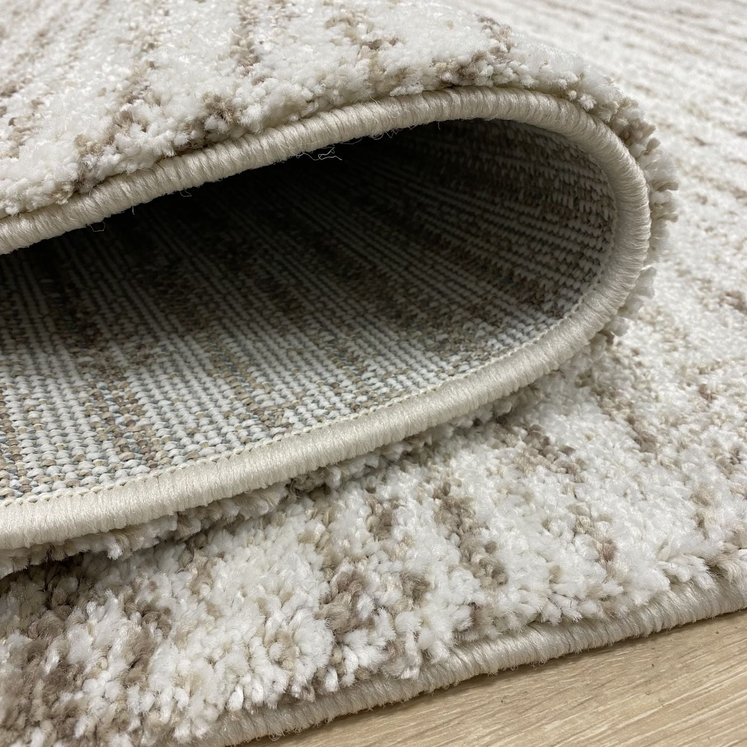 Wit/Beige Tapijt Dik Laagpolig Vloerkleed Omid Belgian Luxury